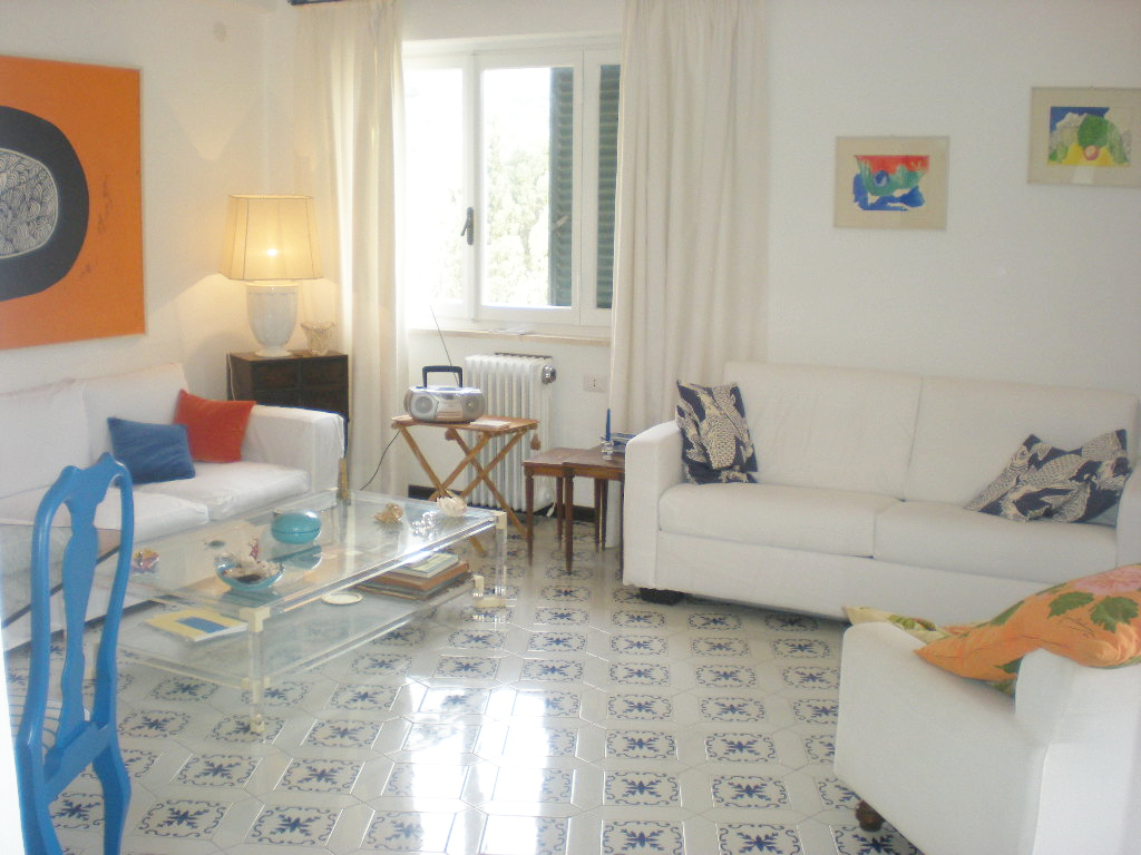 Elegant apartment in Villa Consani