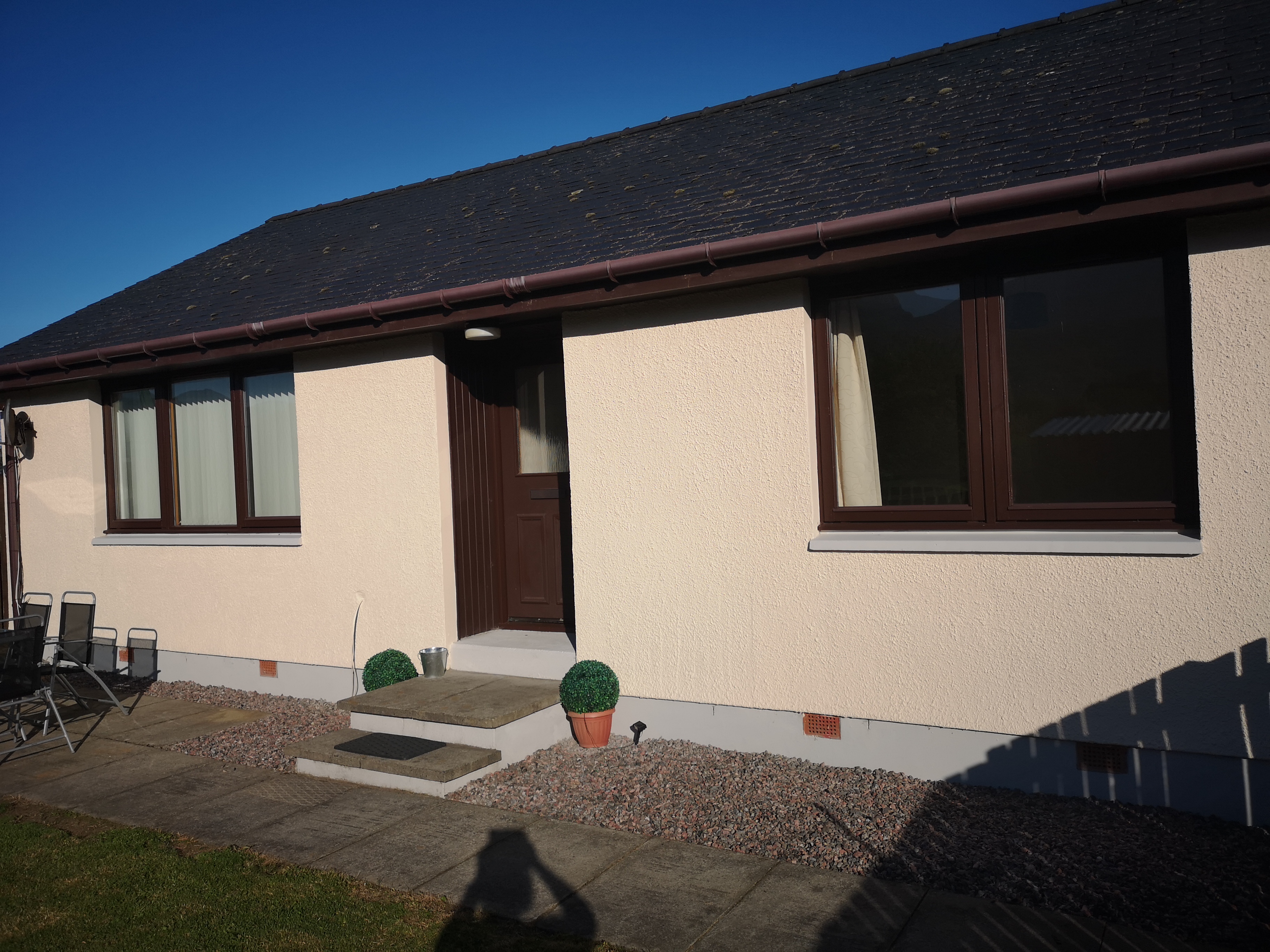 Benlochy Cottage
76 Camaghael
FortWilliam
Ph337nf