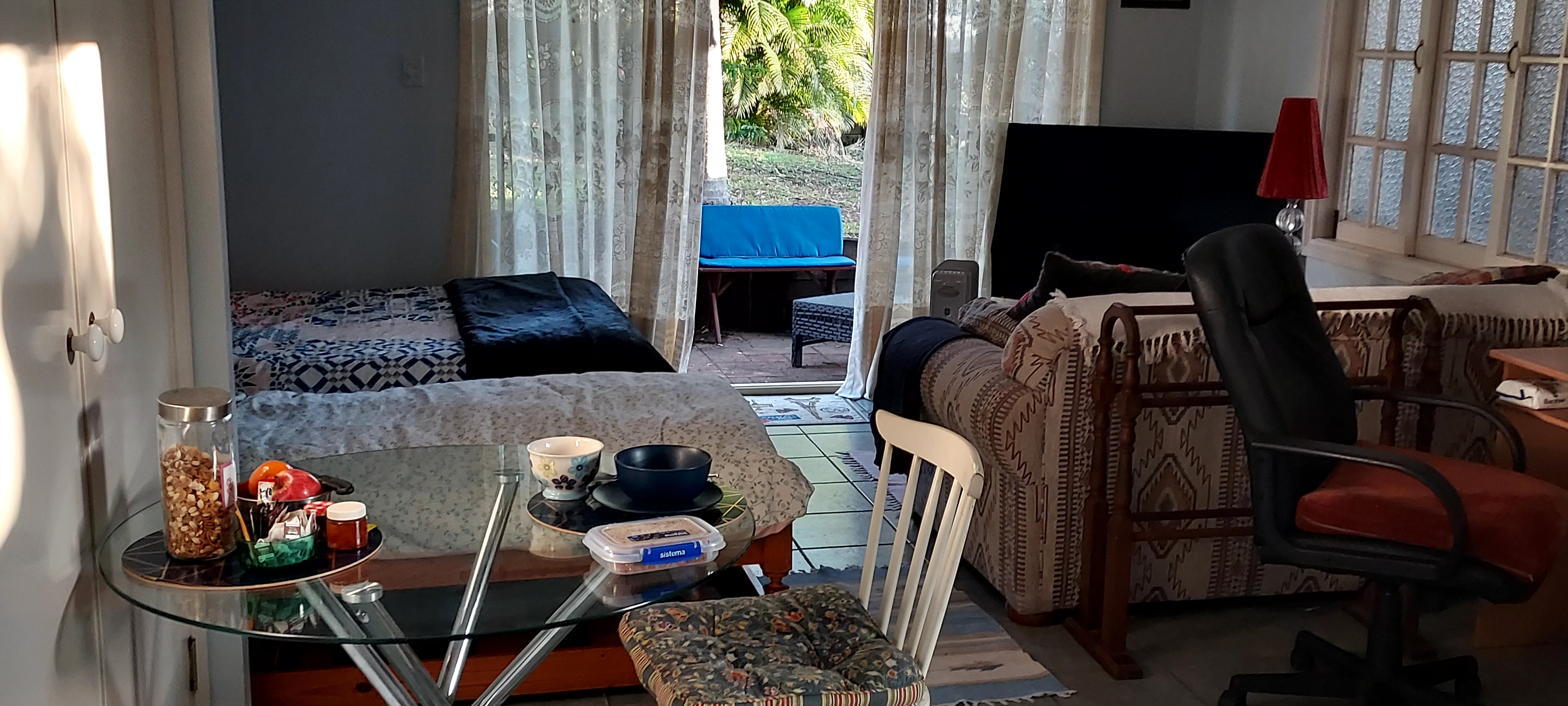 Bardon private guest suite 10min CBD (sleeps 3). in Bardon, Brisbane