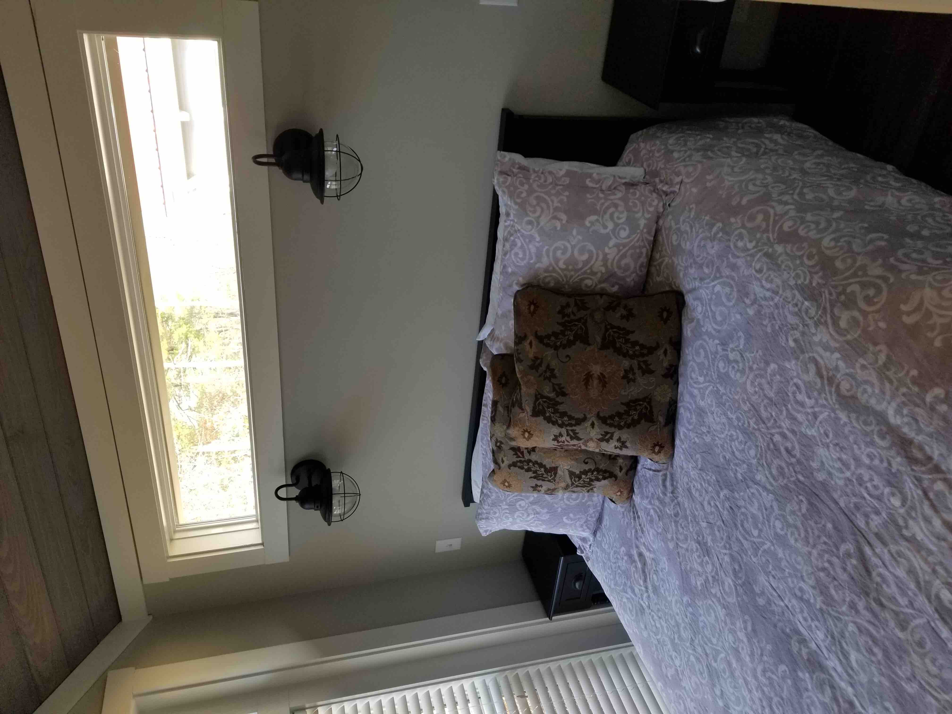 SUNDANCE COTTAGE Tiny houses for Rent in Flat Rock, North Carolina