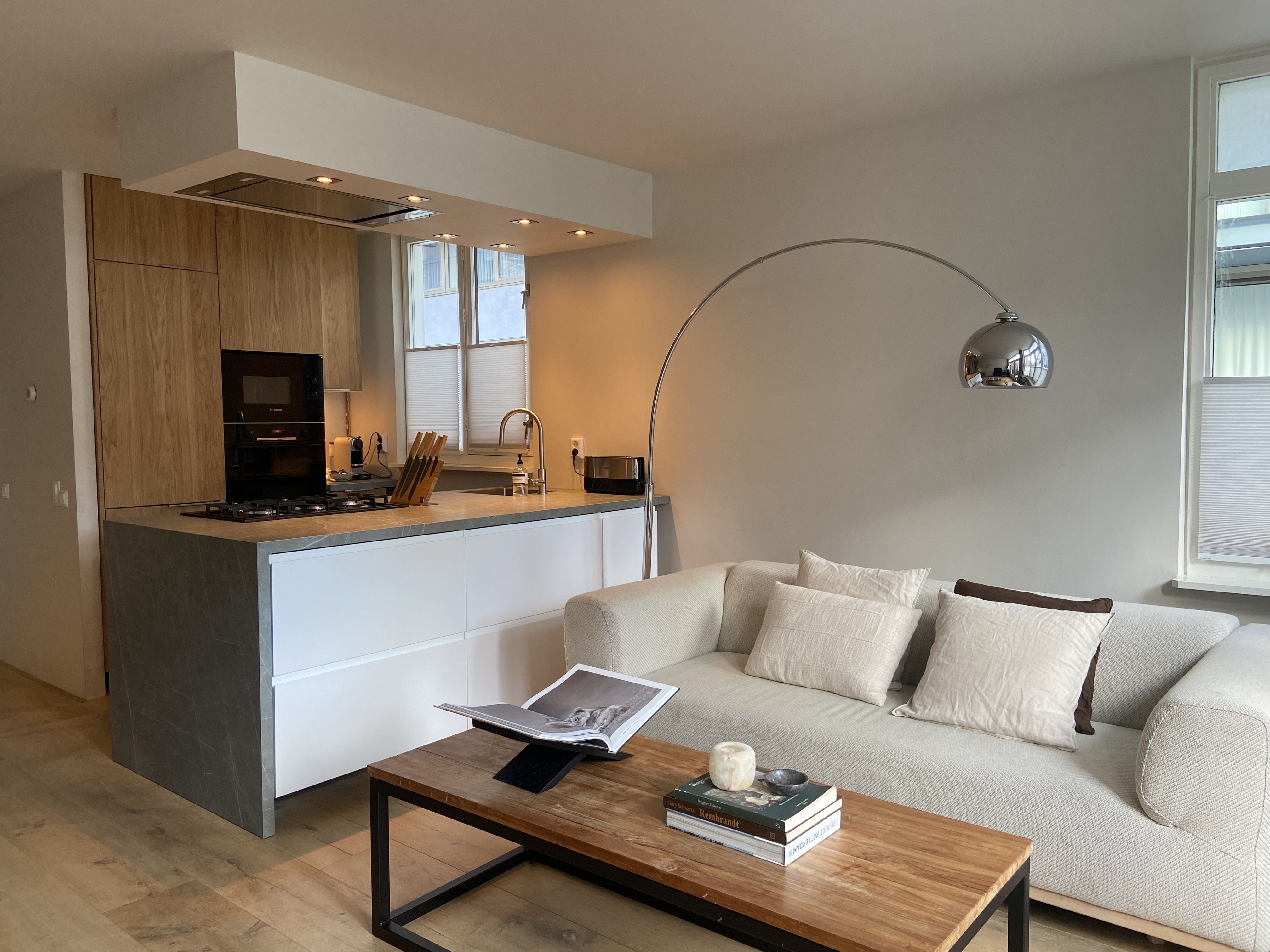 Central modern apartment nearby the Amstel — Amsterdam stay