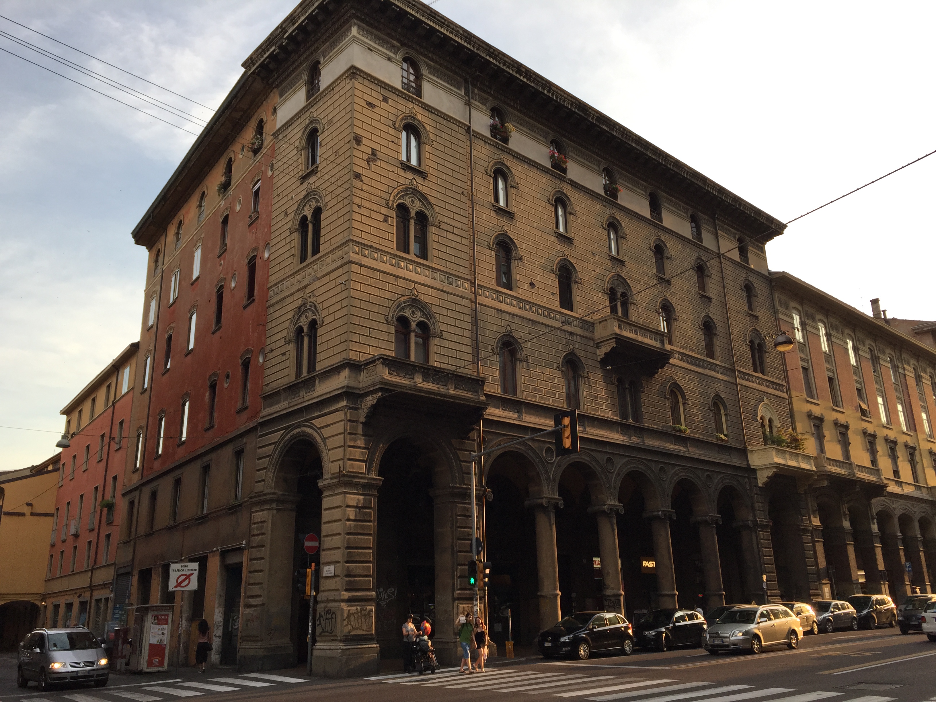 B & B 21 — real-estate in Santo Stefano, Bologna