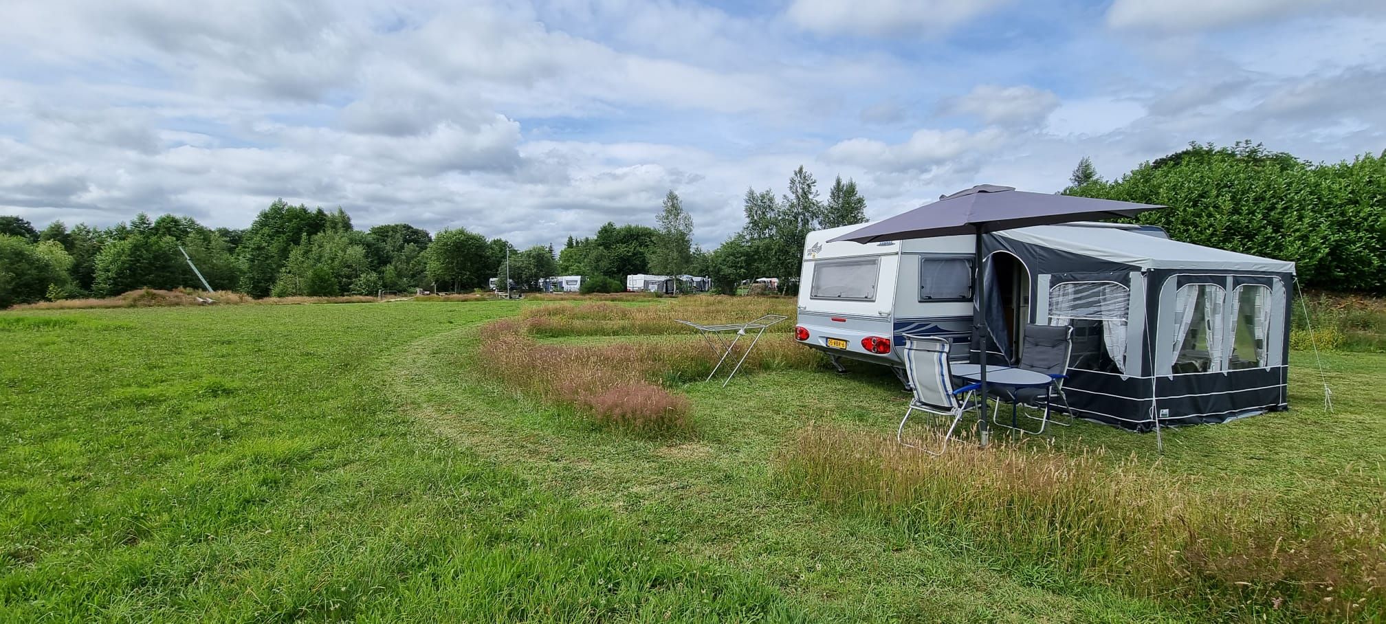 2 people, caravan with nature, peace and coziness. Campervans