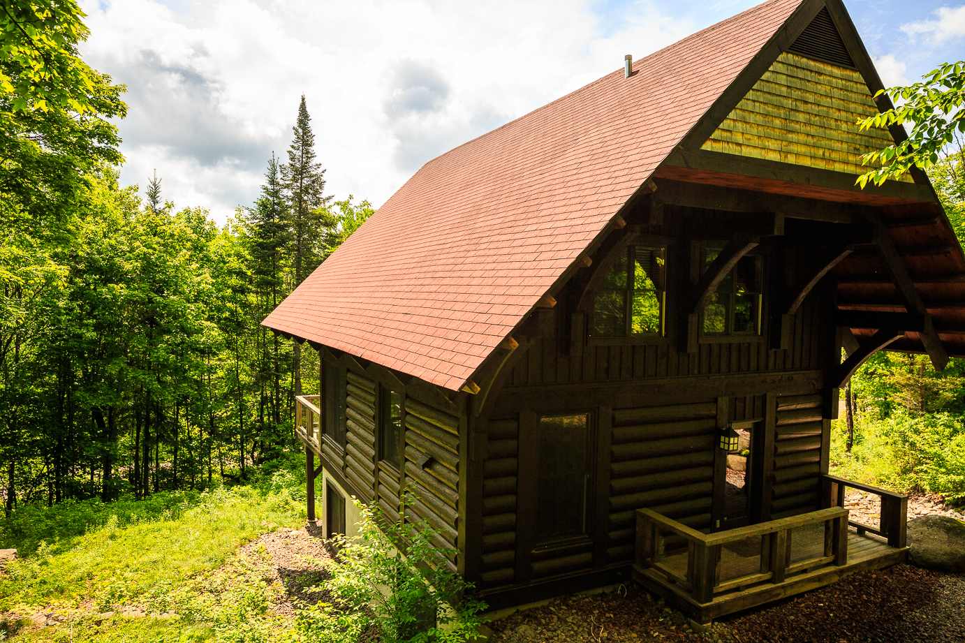 Log Cabin Mont Tremblant (CITQ 298057) Chalets for Rent in Lac