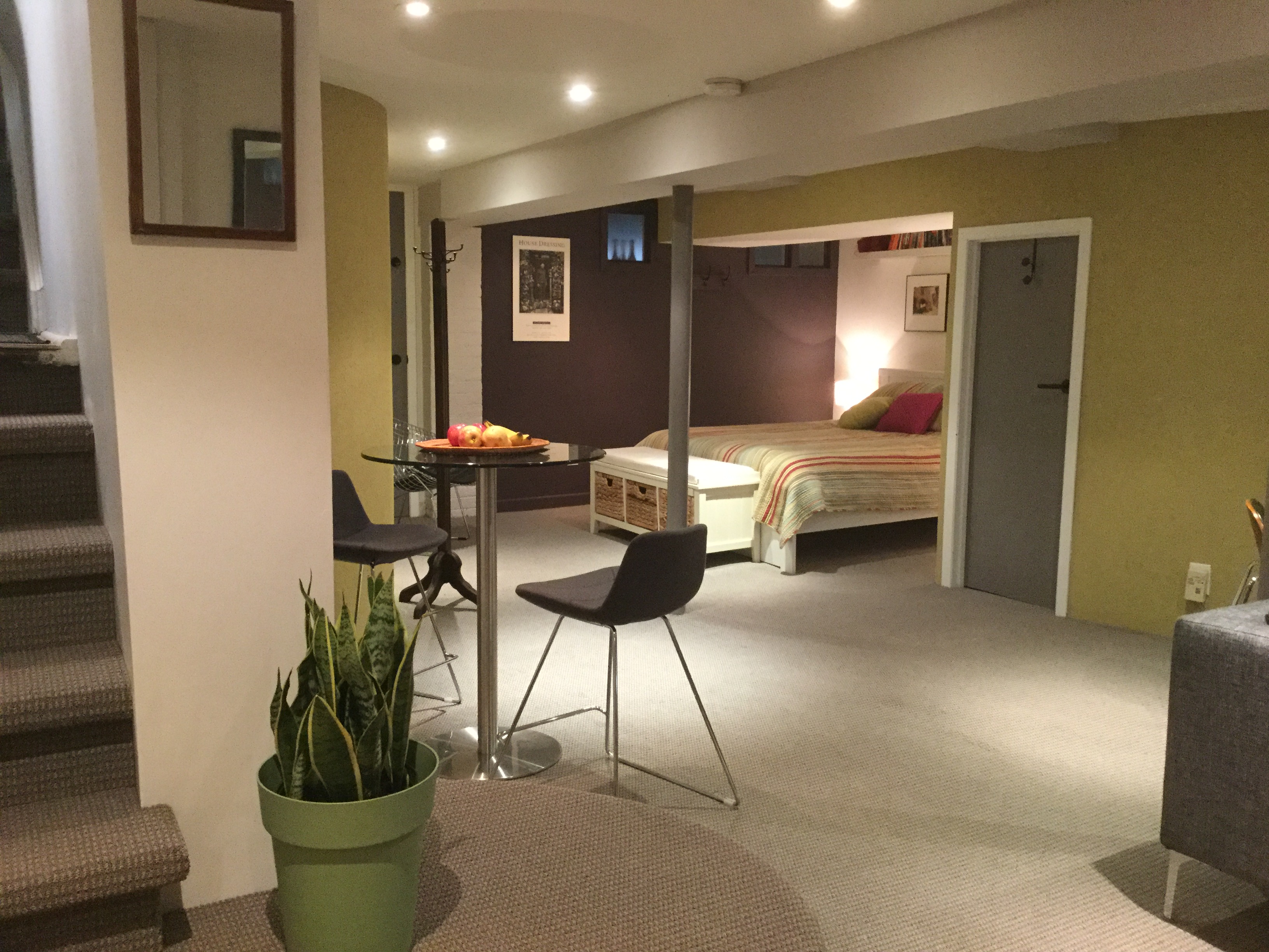 Newly Renovated Ideally Located Annex Ensuite