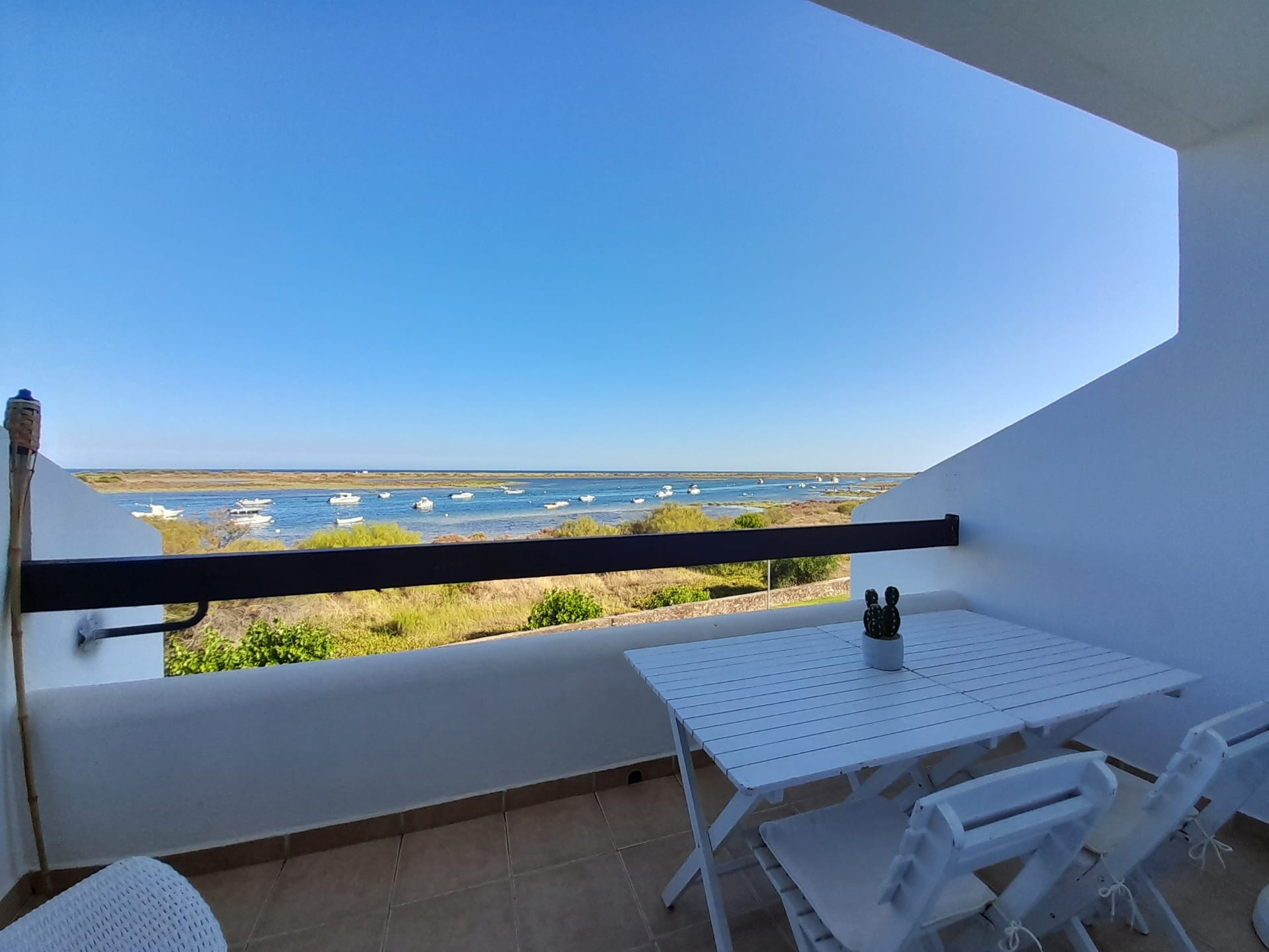 Studio with a privileged view over the Ria Formosa