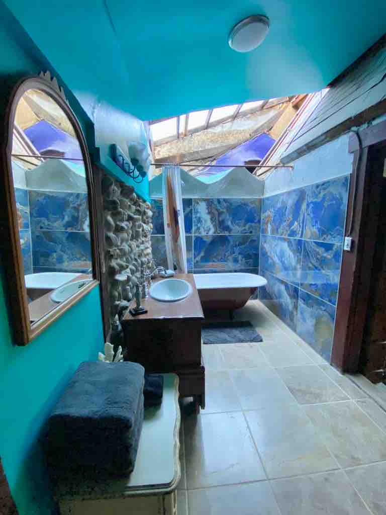 Artistic Topanga Mermaid Suite + Trails & Creeks