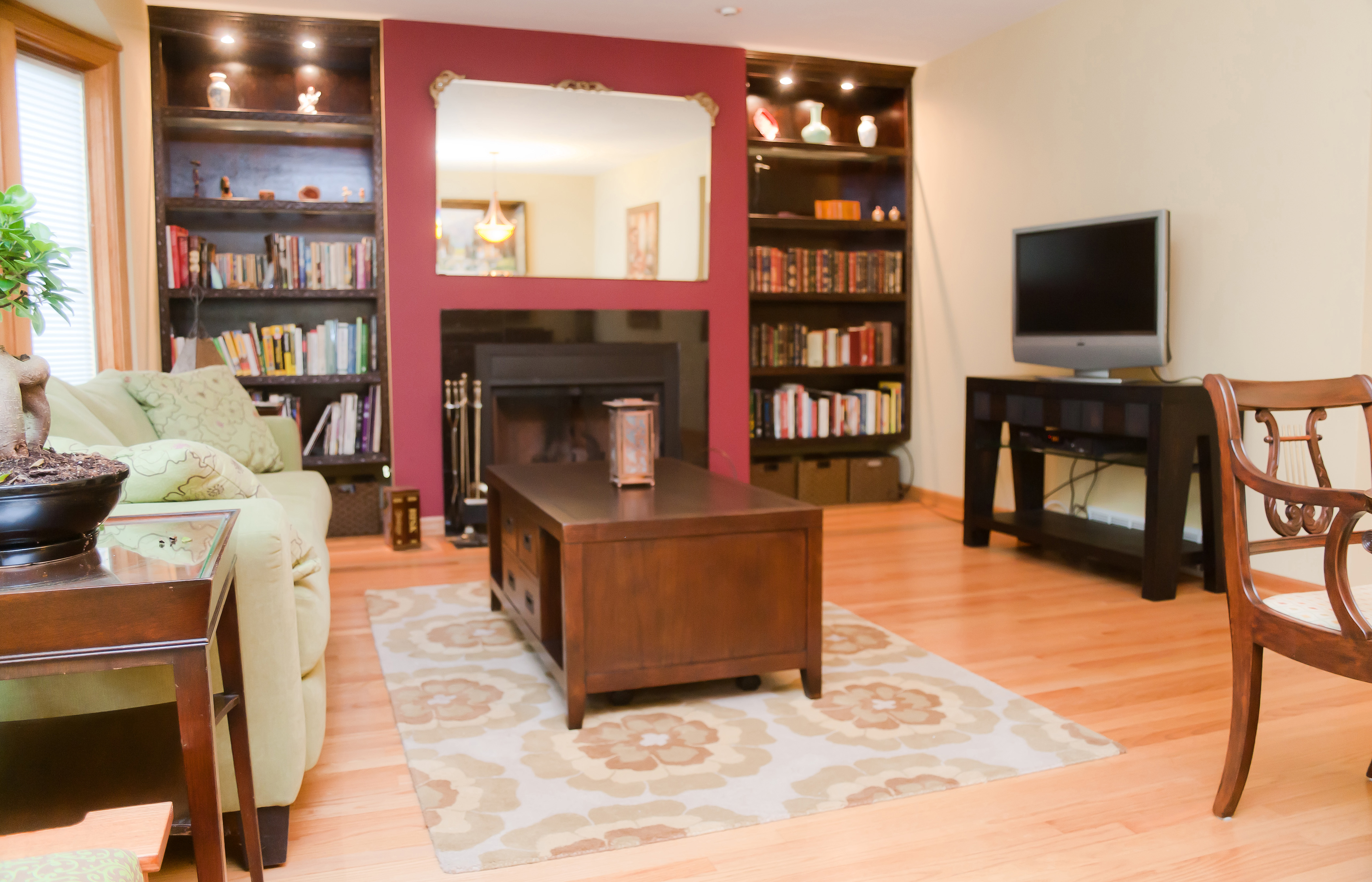 Edgebrook Lg bdr by golf course in Forest Glen, Chicago