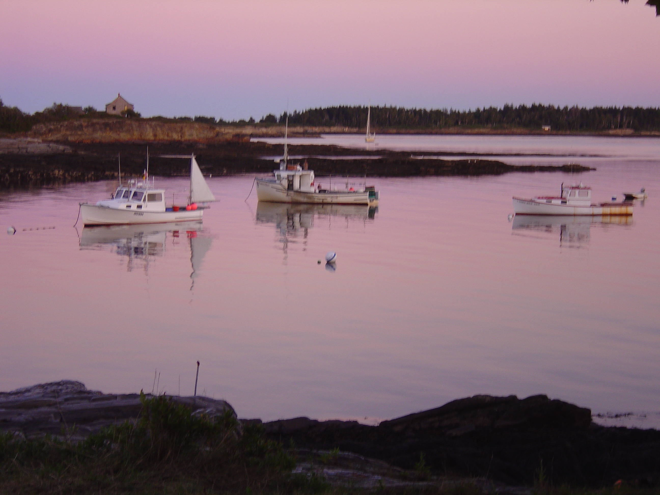 Sandpiper Cottage, Oceanfront, Cliff Island, Maine Cottages for Rent