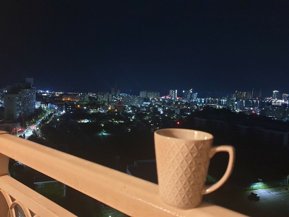 East Hampton 24 pyeong 3 rooms, Sokcho Sea View, Cheongcho Lake View, and Night View are also suitable for families.