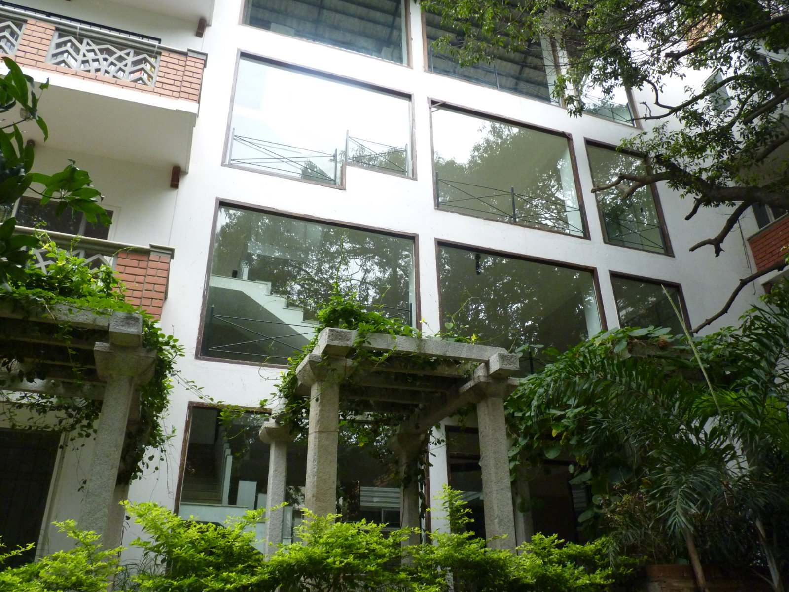 Luxury 3 Bedroom Apartment, Cul-de-sac, Bangalore - Flats ...
