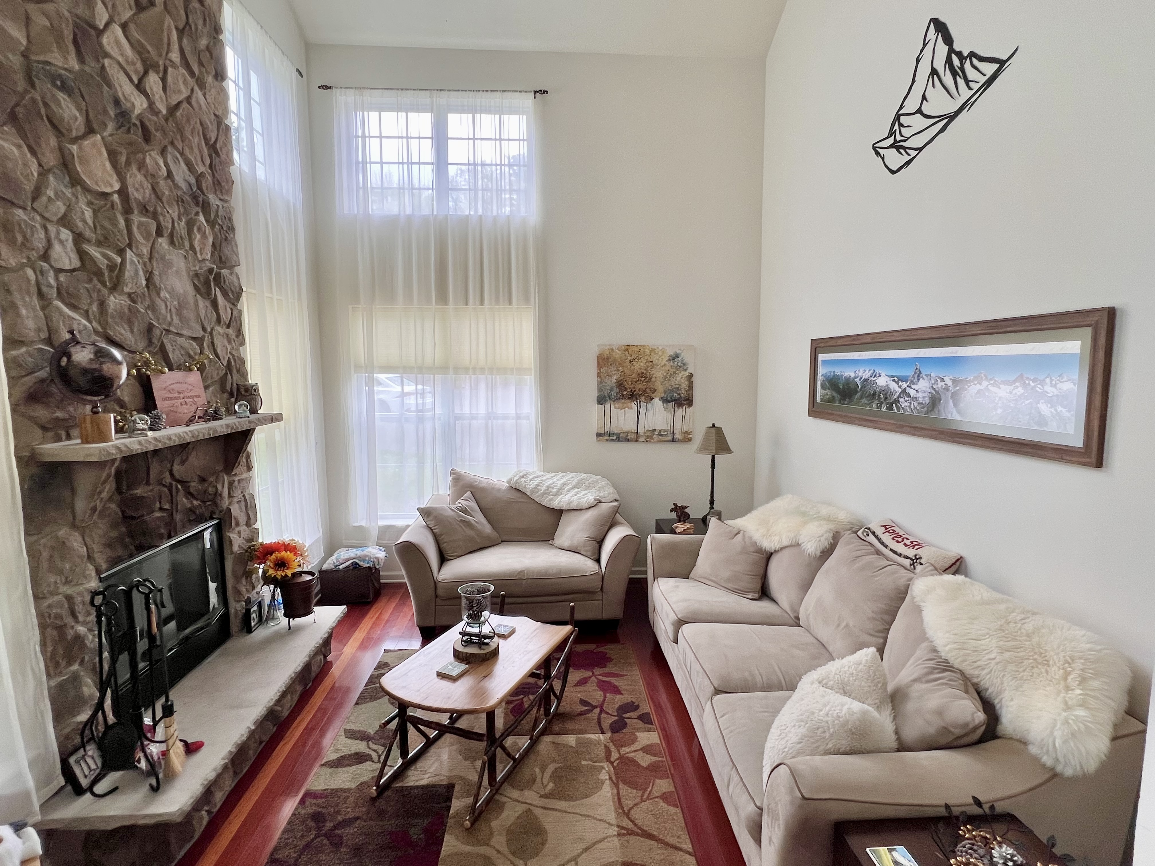 Peaceful & Lovely Home in Pinecrest Community