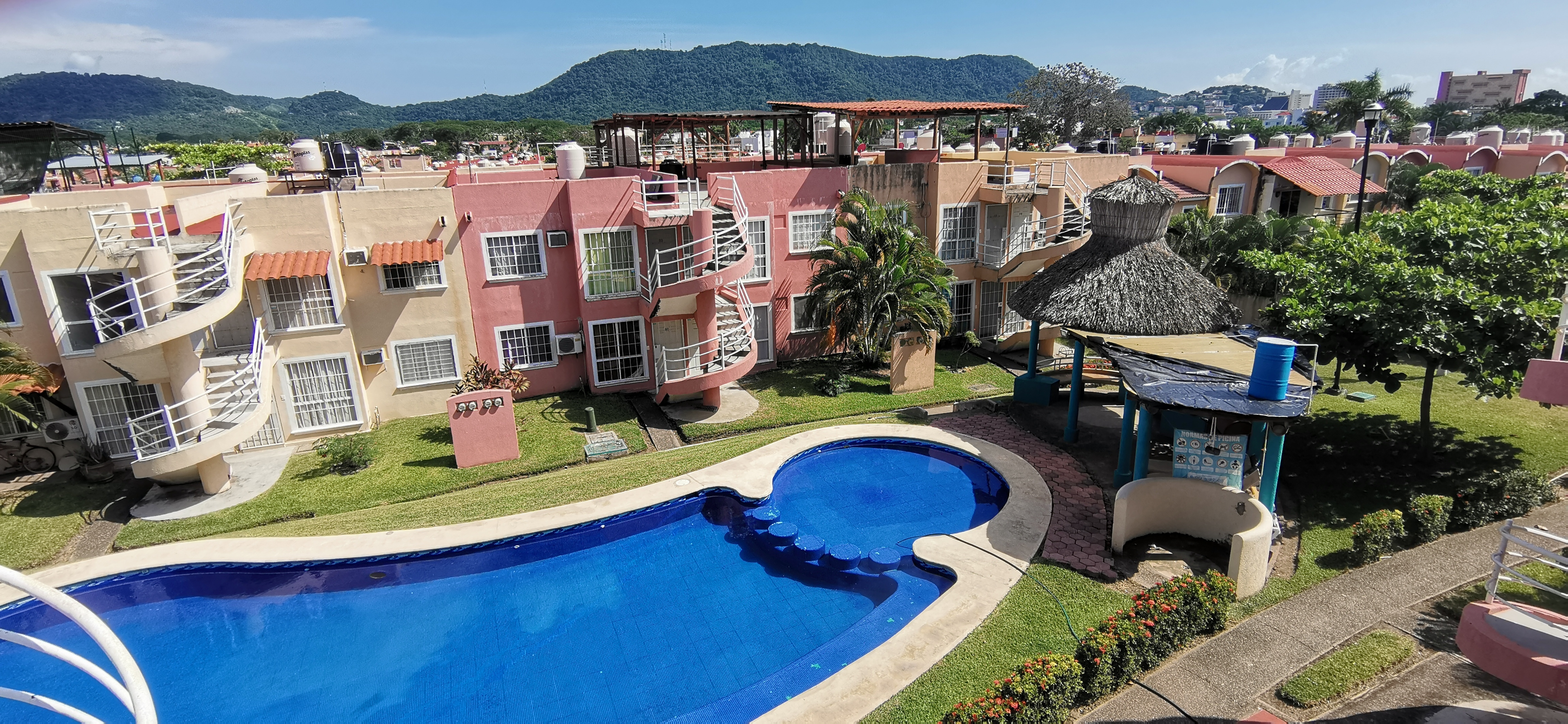 Ideal for a Flamingos ixtapa escape for 5