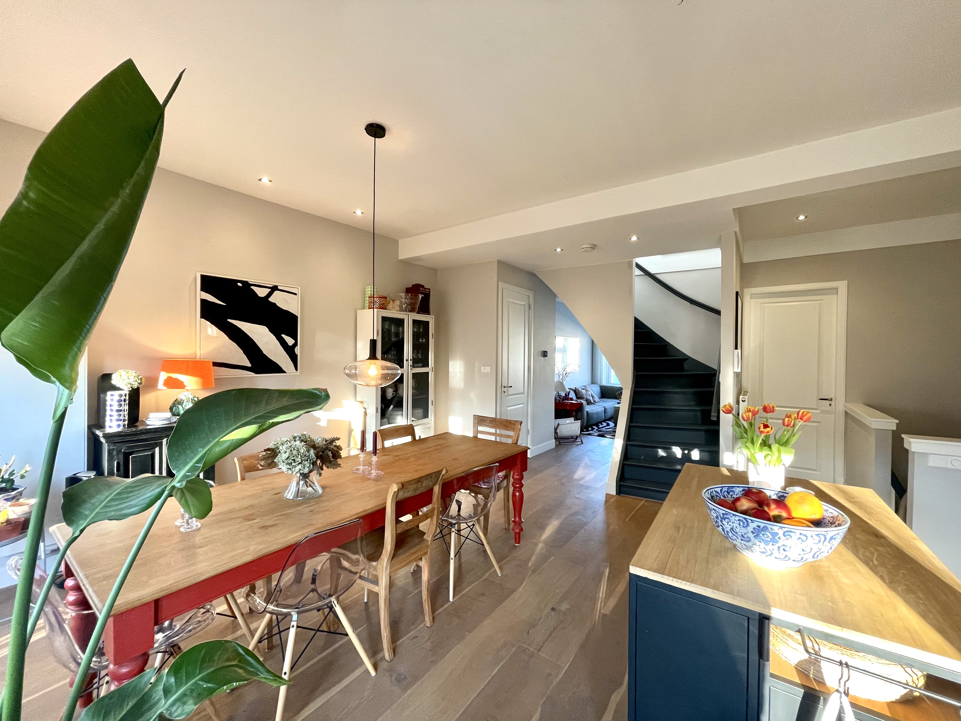 Fully renovated spacious apartment + roof terrace β Amsterdam stay