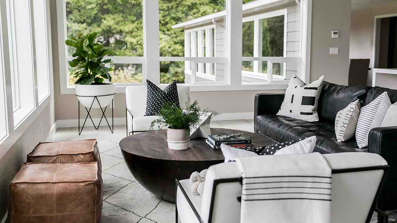 Spectacular Designer Home with Stunning Views Houses for Rent in