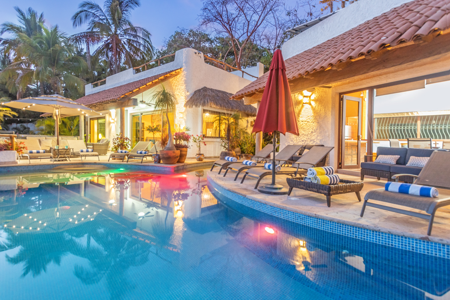 Villa Kiwi All Property 6 plus BRM, 7 BTH, 3 KCN