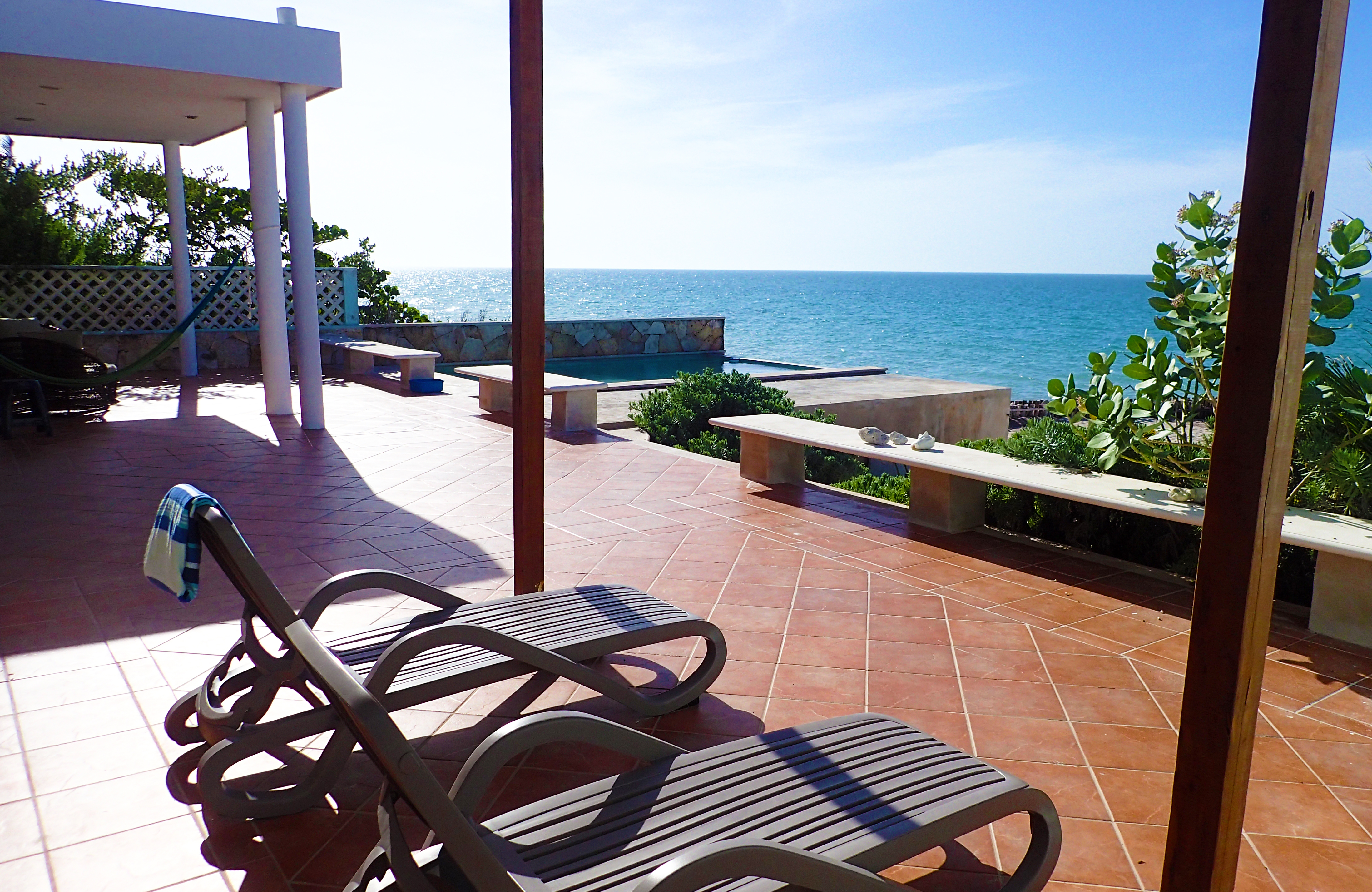 Beach & Pool in Chelem - Casa Que Pasa