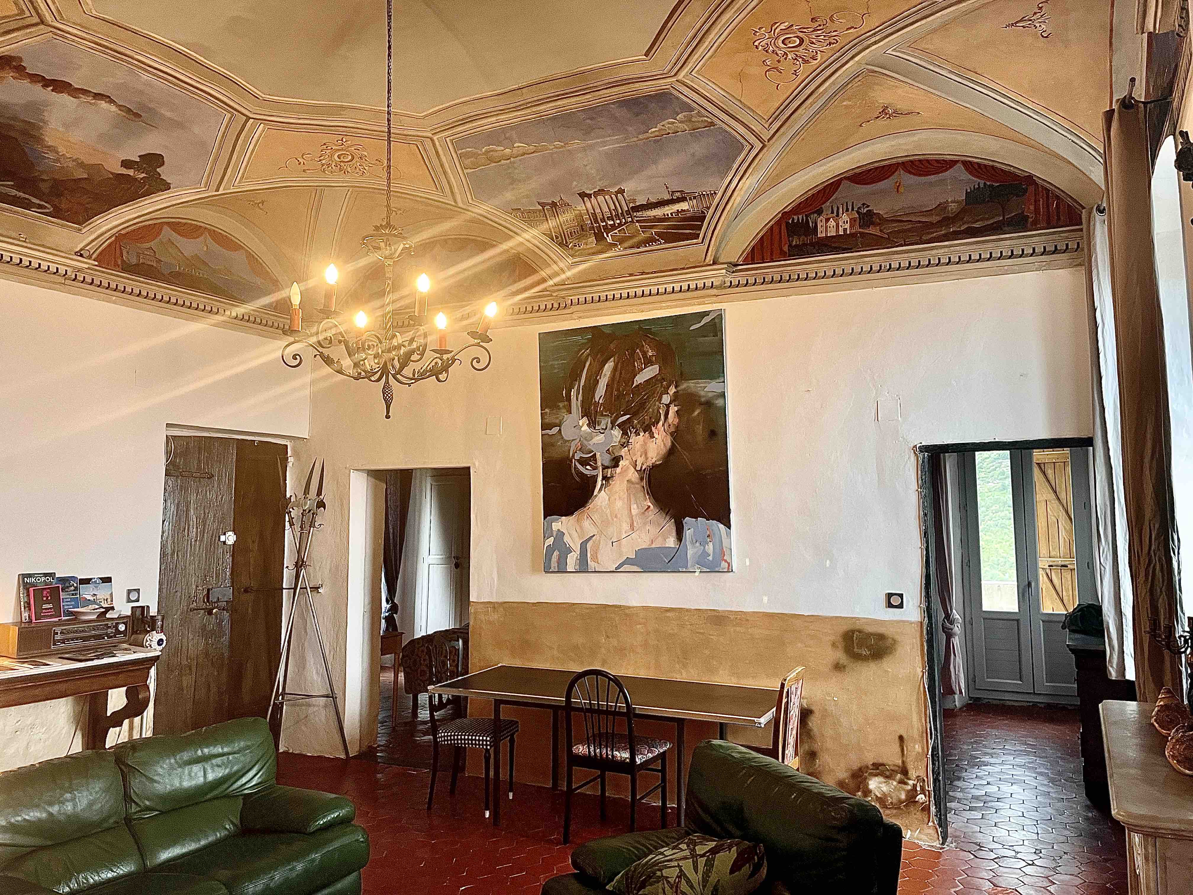 Noble floor with private terrace with  sea & mountain view