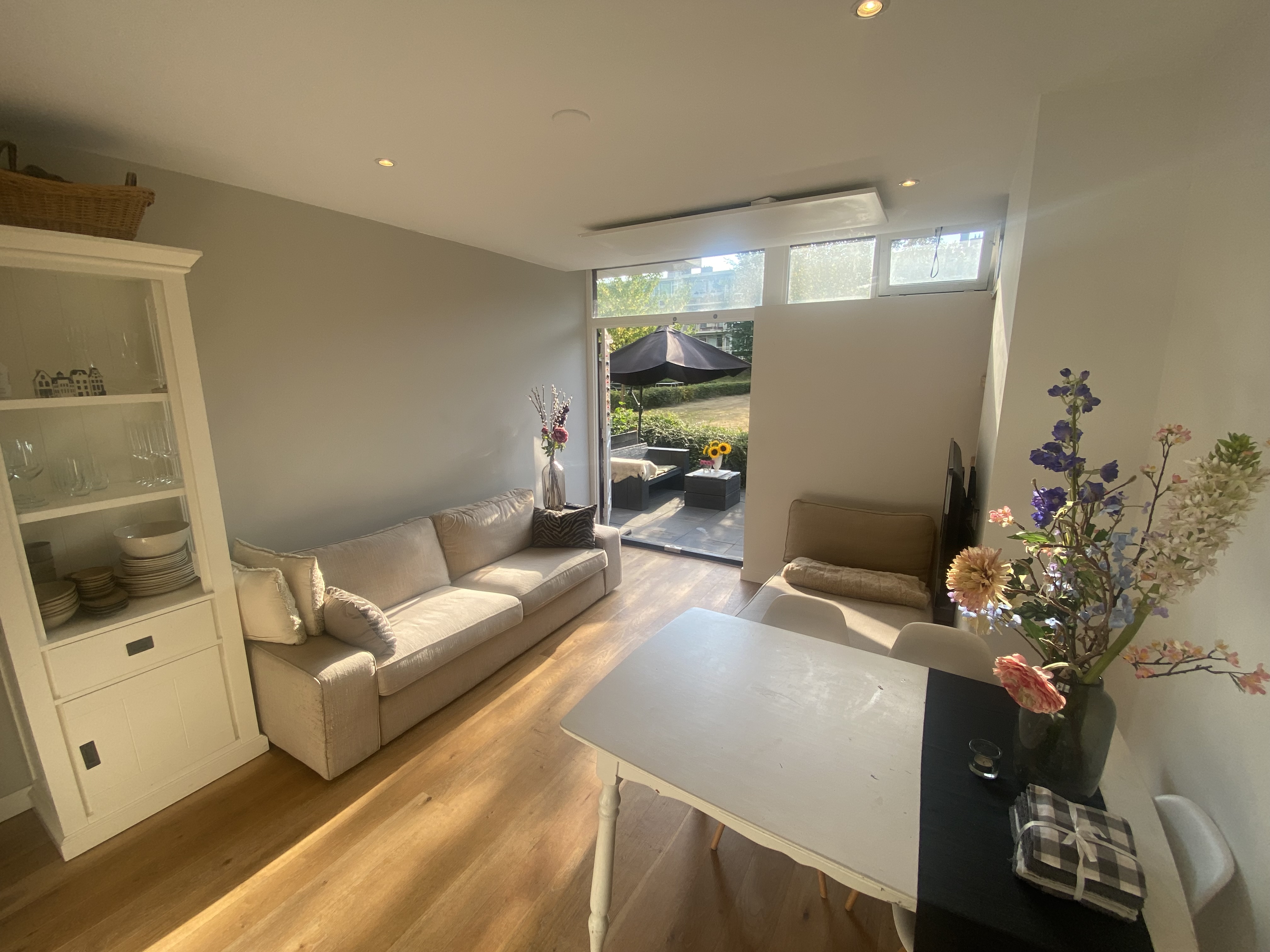New appartement with sunny garden — Amsterdam stay