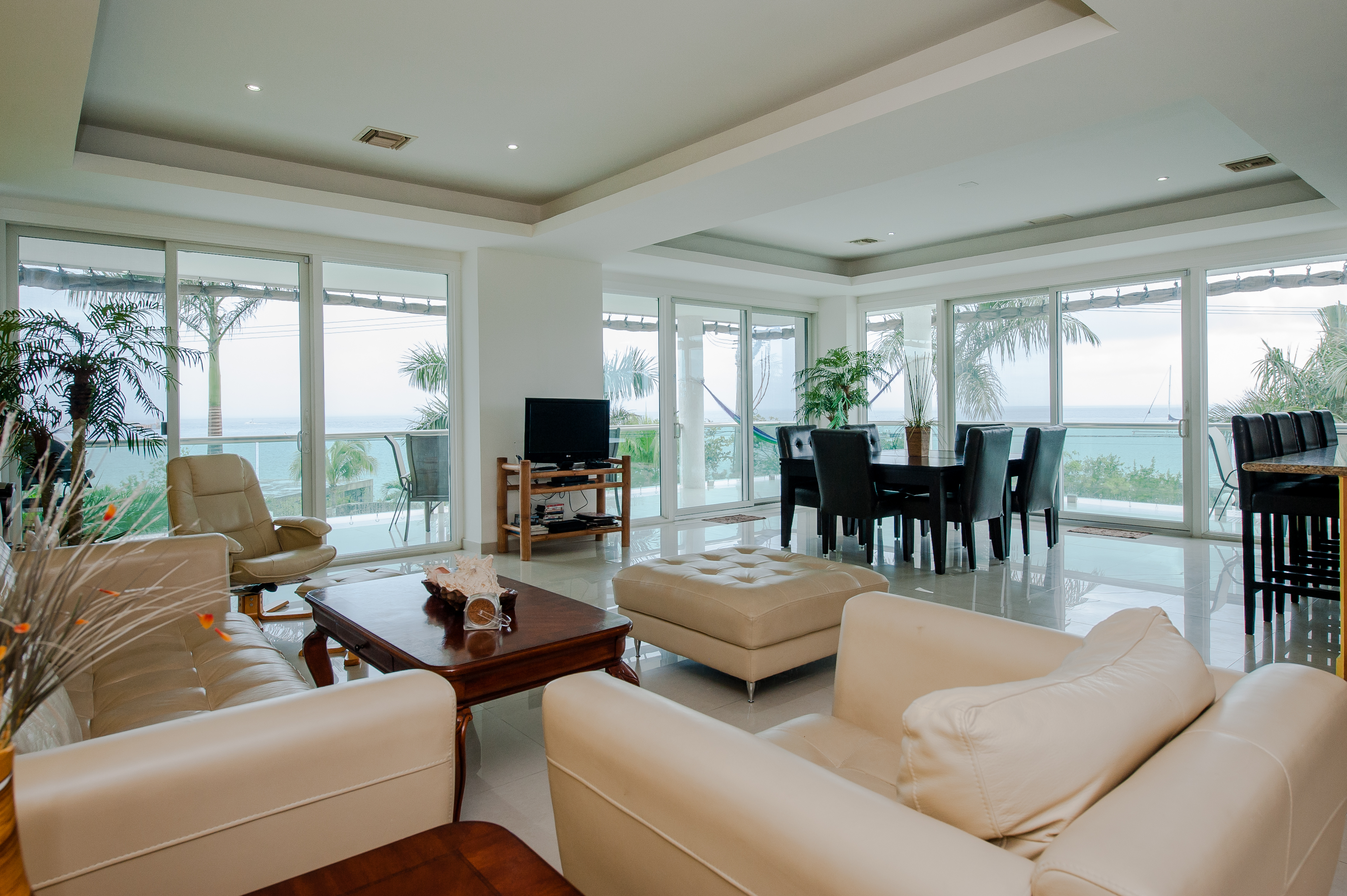 Beautiful oceanfront condo