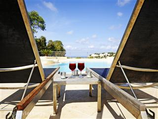 3Bedroom Villa Apt with shared pool