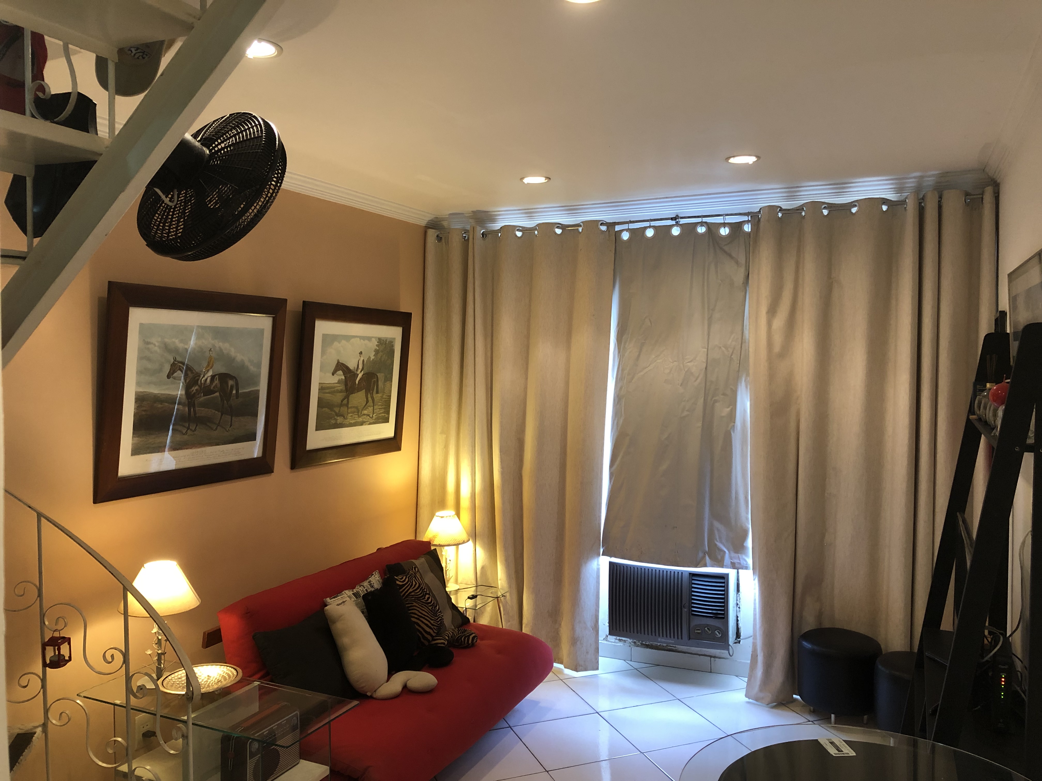 Two-story apartment with beautiful bay view