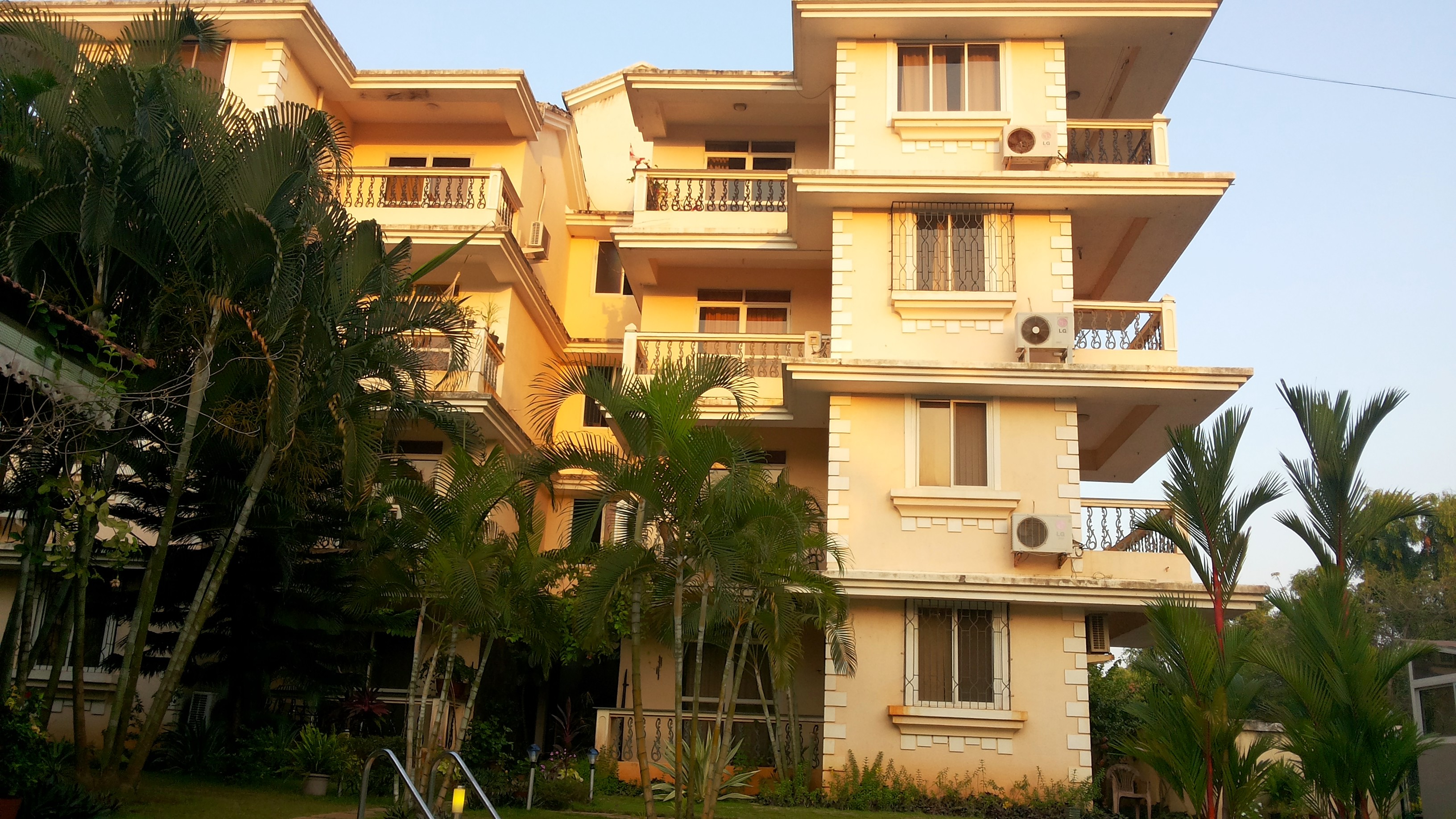 Dona Rosa By The Sea, Entire 2BHK Varca. Apartments for Rent in