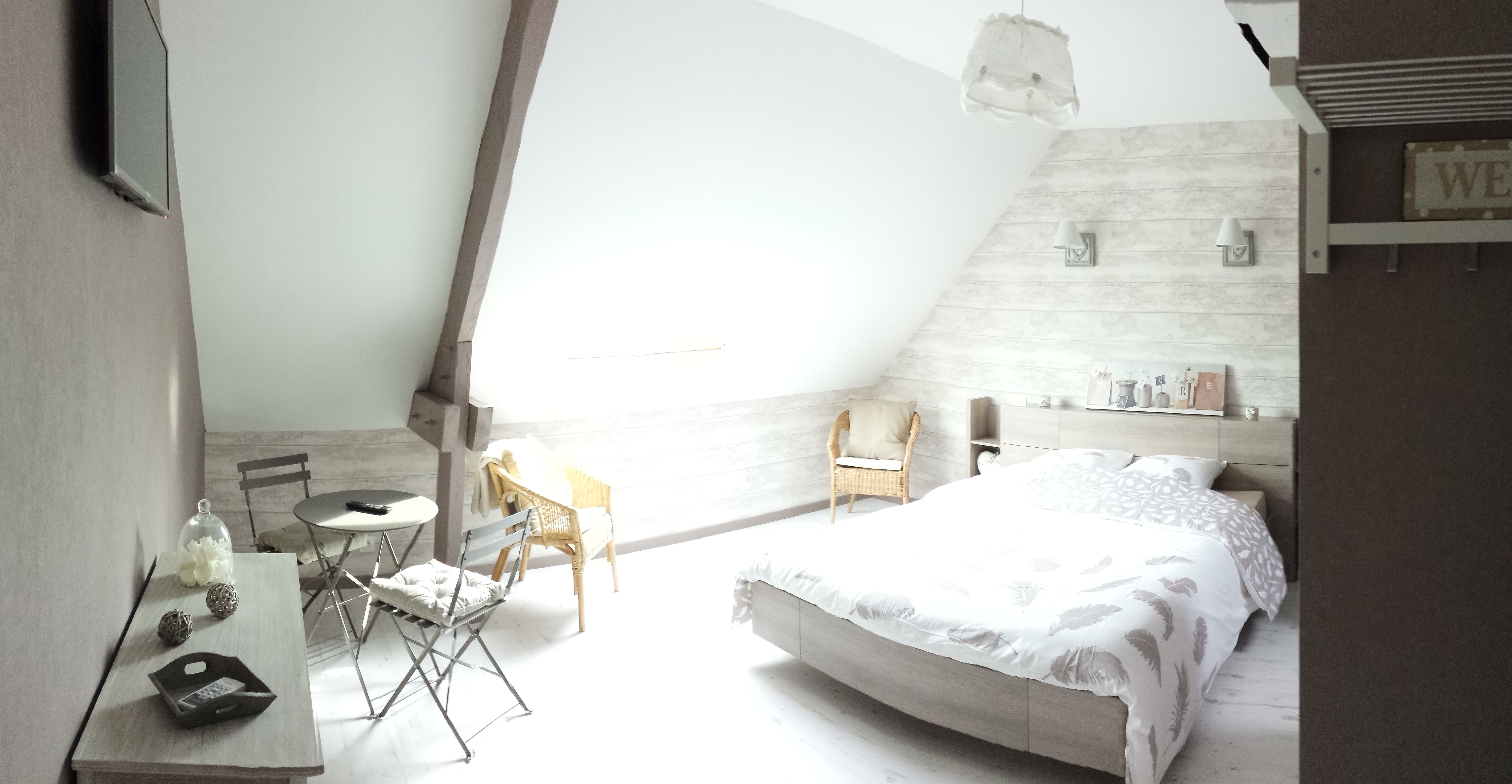 klo lipette 2 km kohteesta Honfleur"2 kylpyhuonetta " - Airbnb