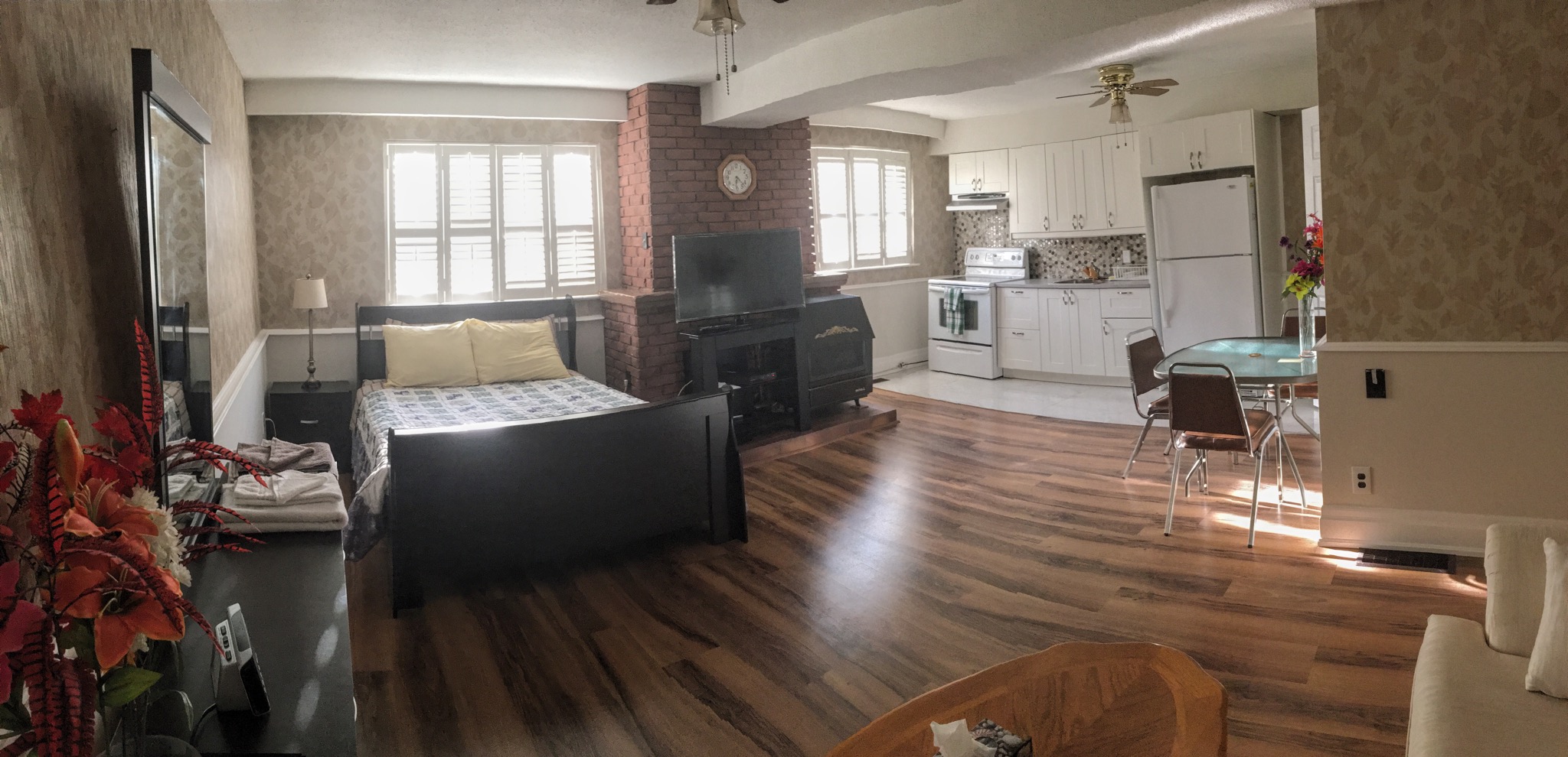 Brand New Bachelor Apartment In Toronto Guest Suites For Rent In 