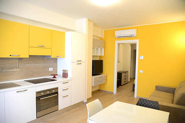 A comfortable yellow apartment