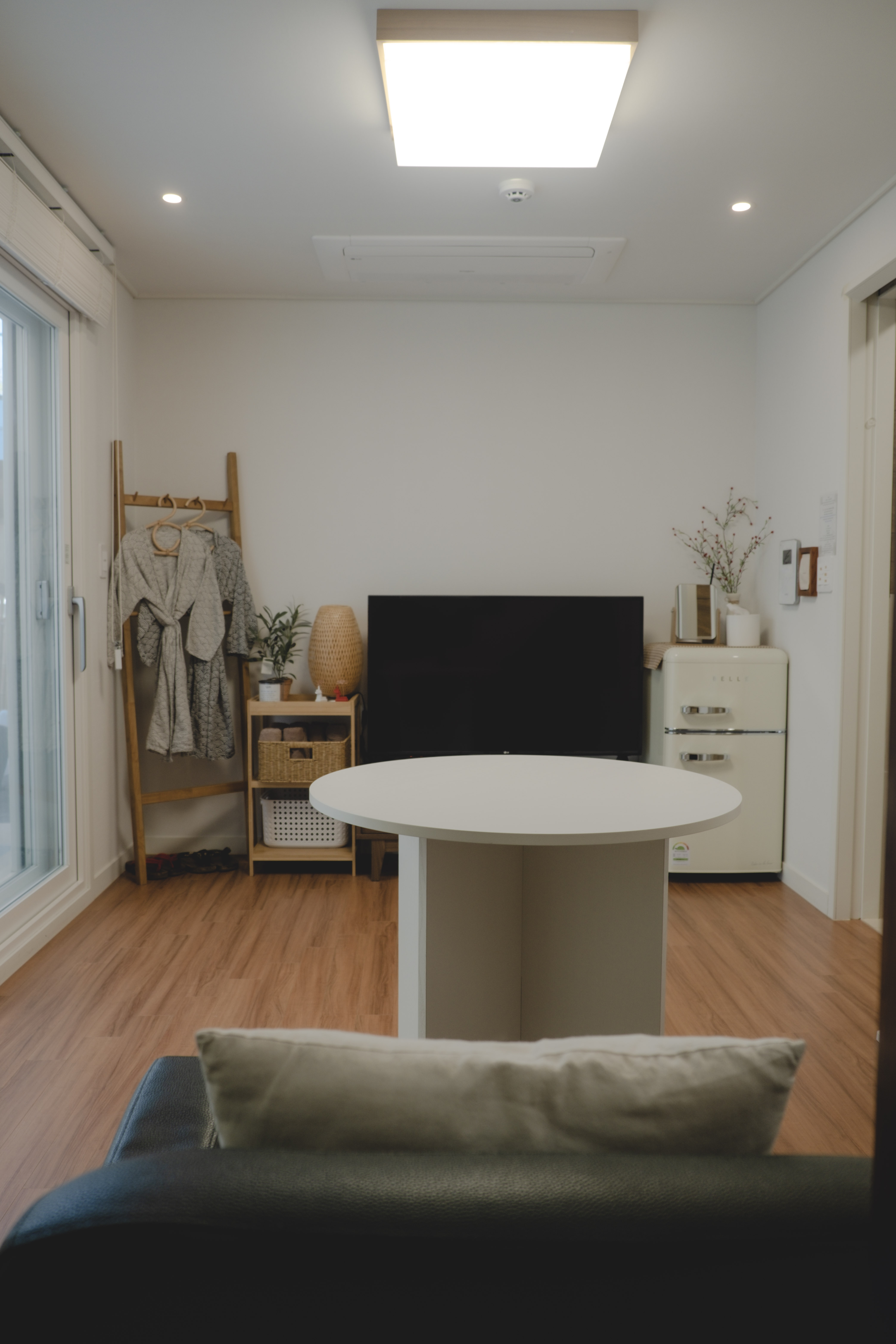 Single house for 2 people per day/1 minute on foot from the bus stop/10 minutes on the coastal road/Yu Yuhan Street