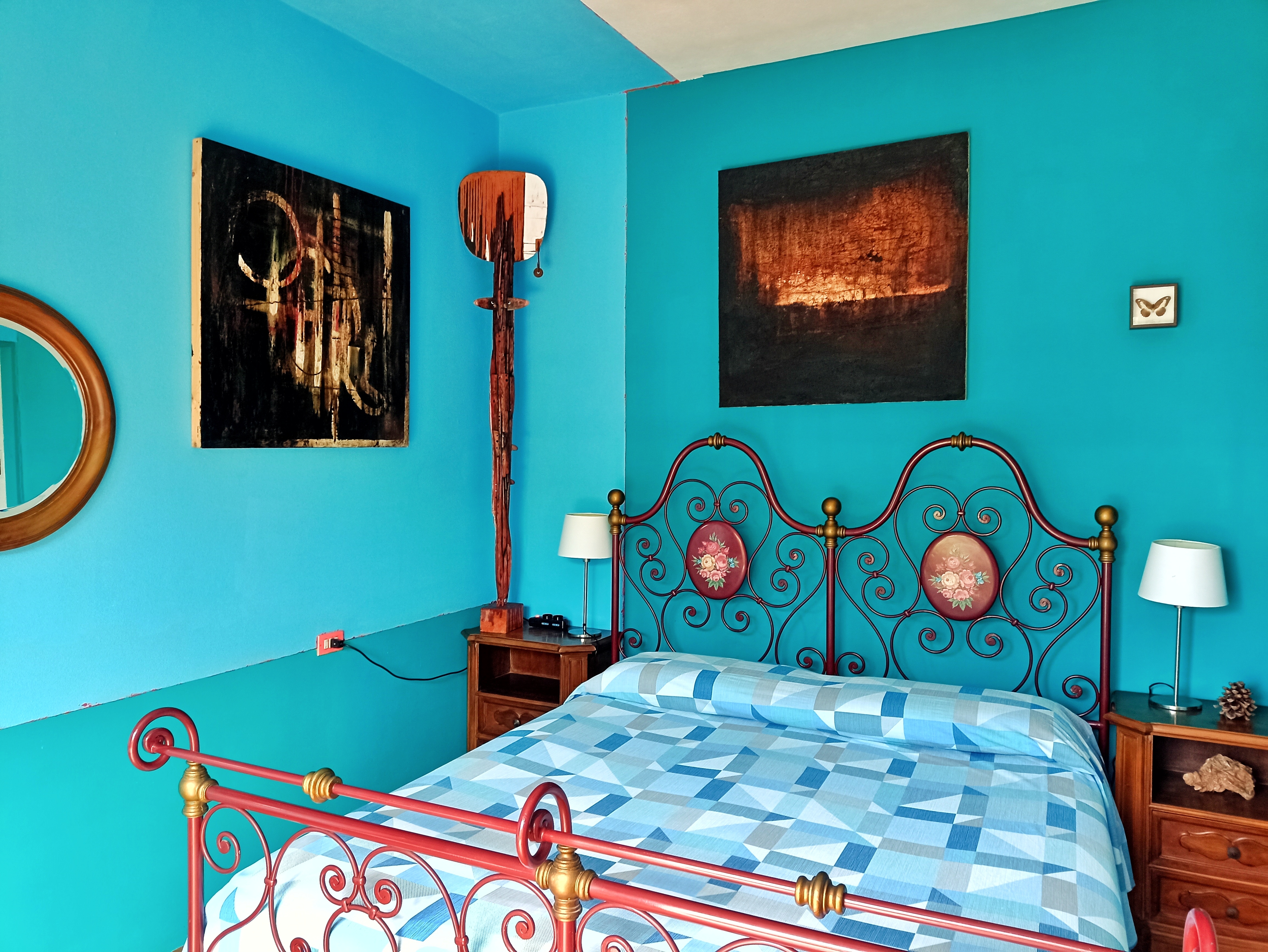 Vintage Art House