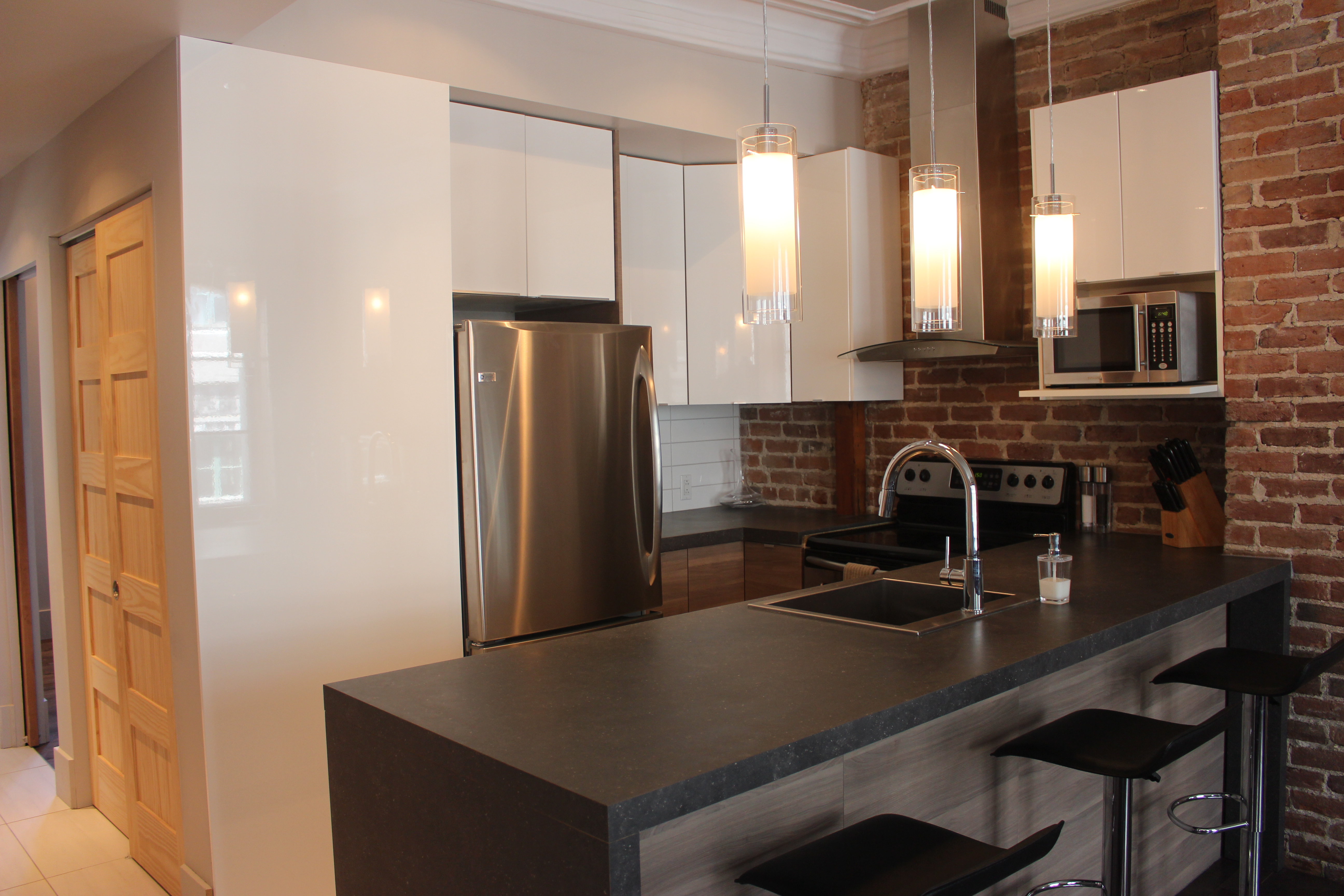 Modern with cachet-Condo Old Quebec