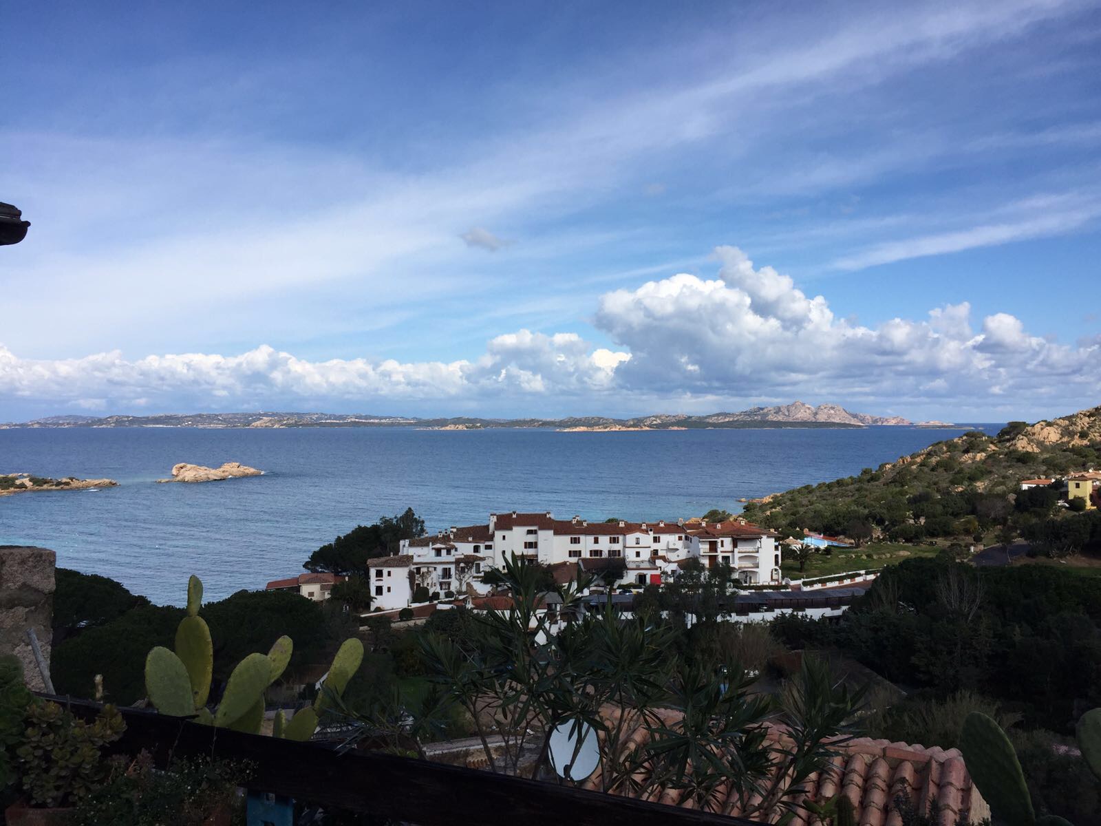Amazing view on the bay, close to the beach