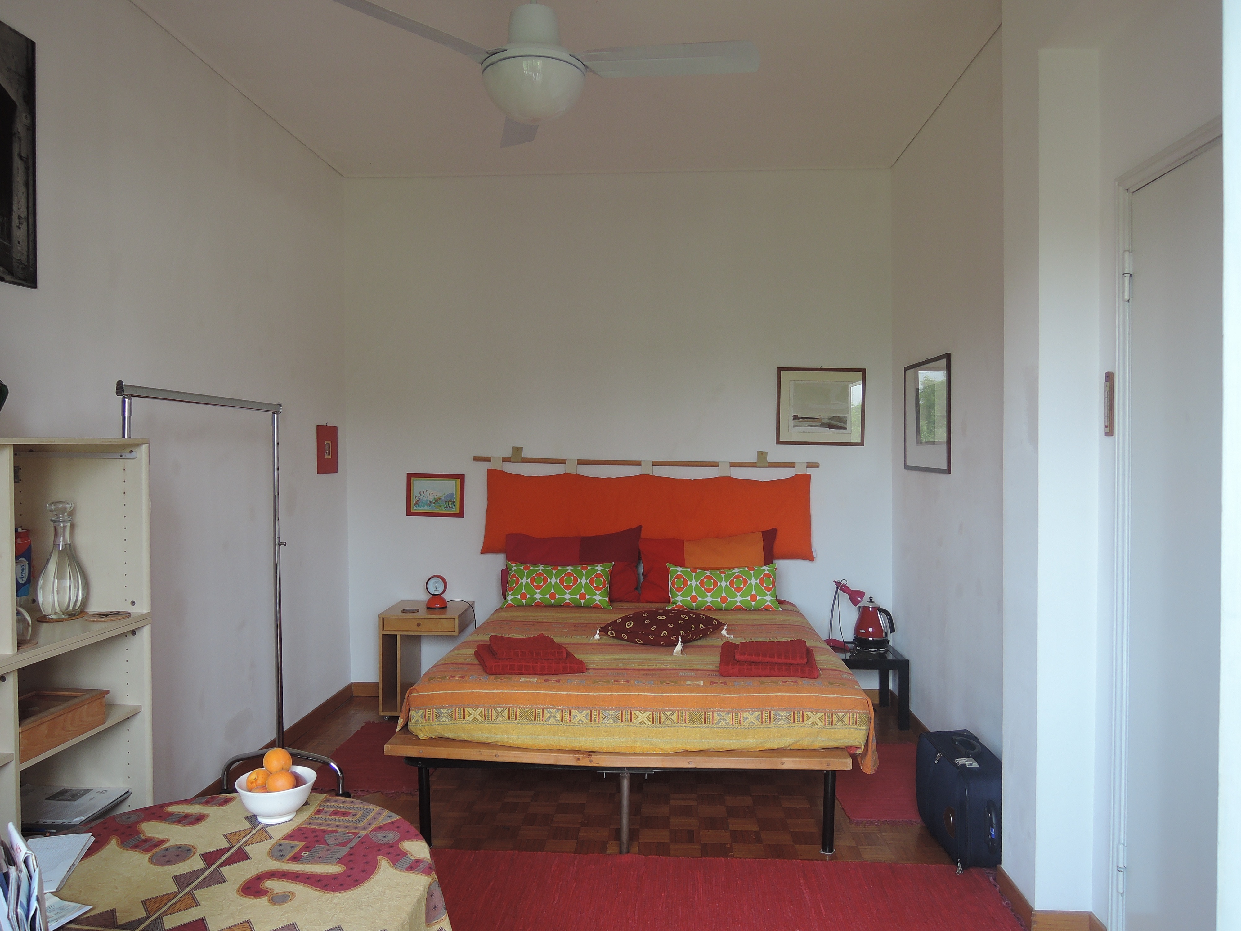 matrimoni red room on navigli district in NAVIGLI, Milan