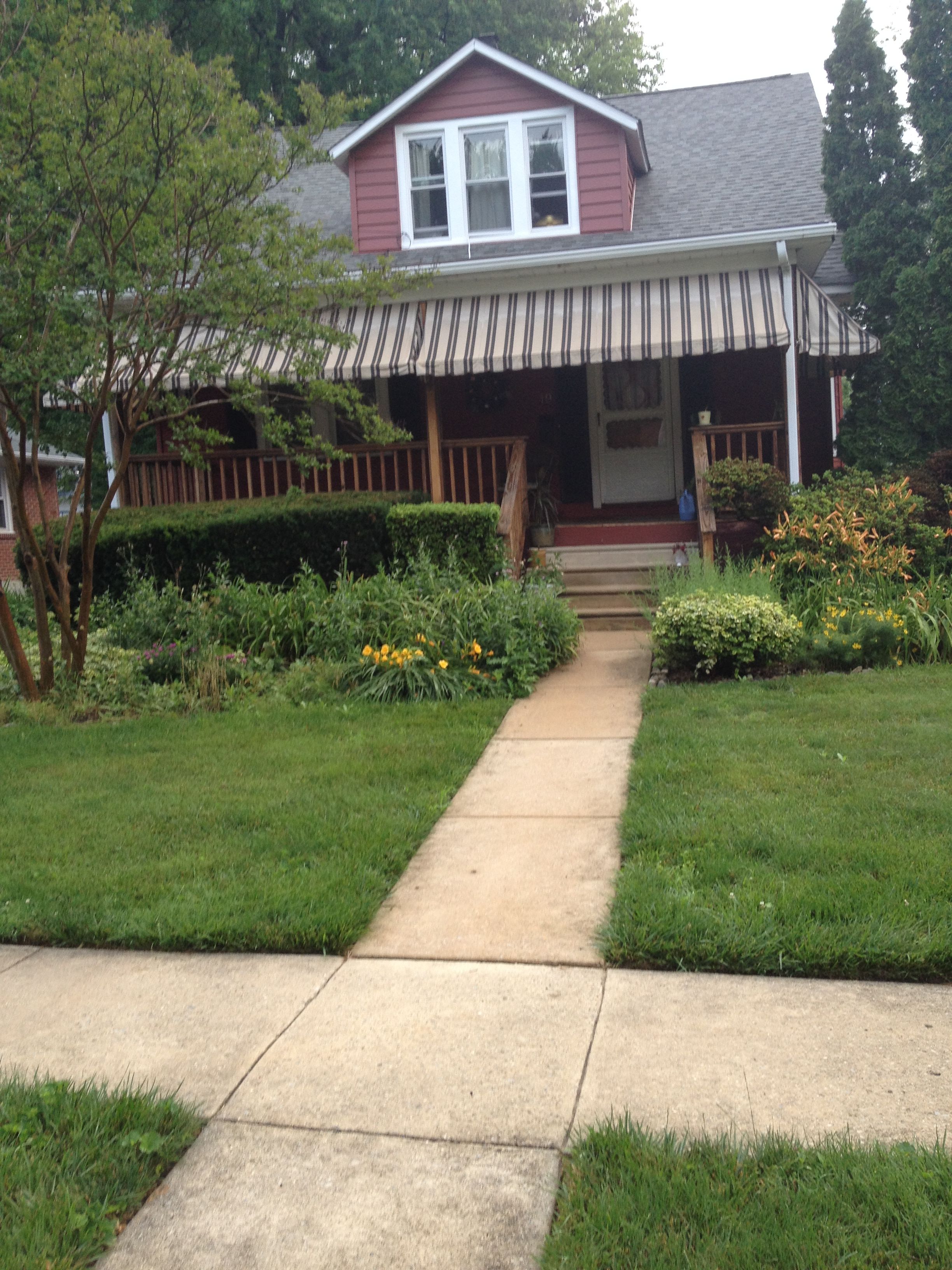 Aunt B’s Place/Downstairs/Delco/ Phl Airport, Rail Guest suites for Rent in Aldan