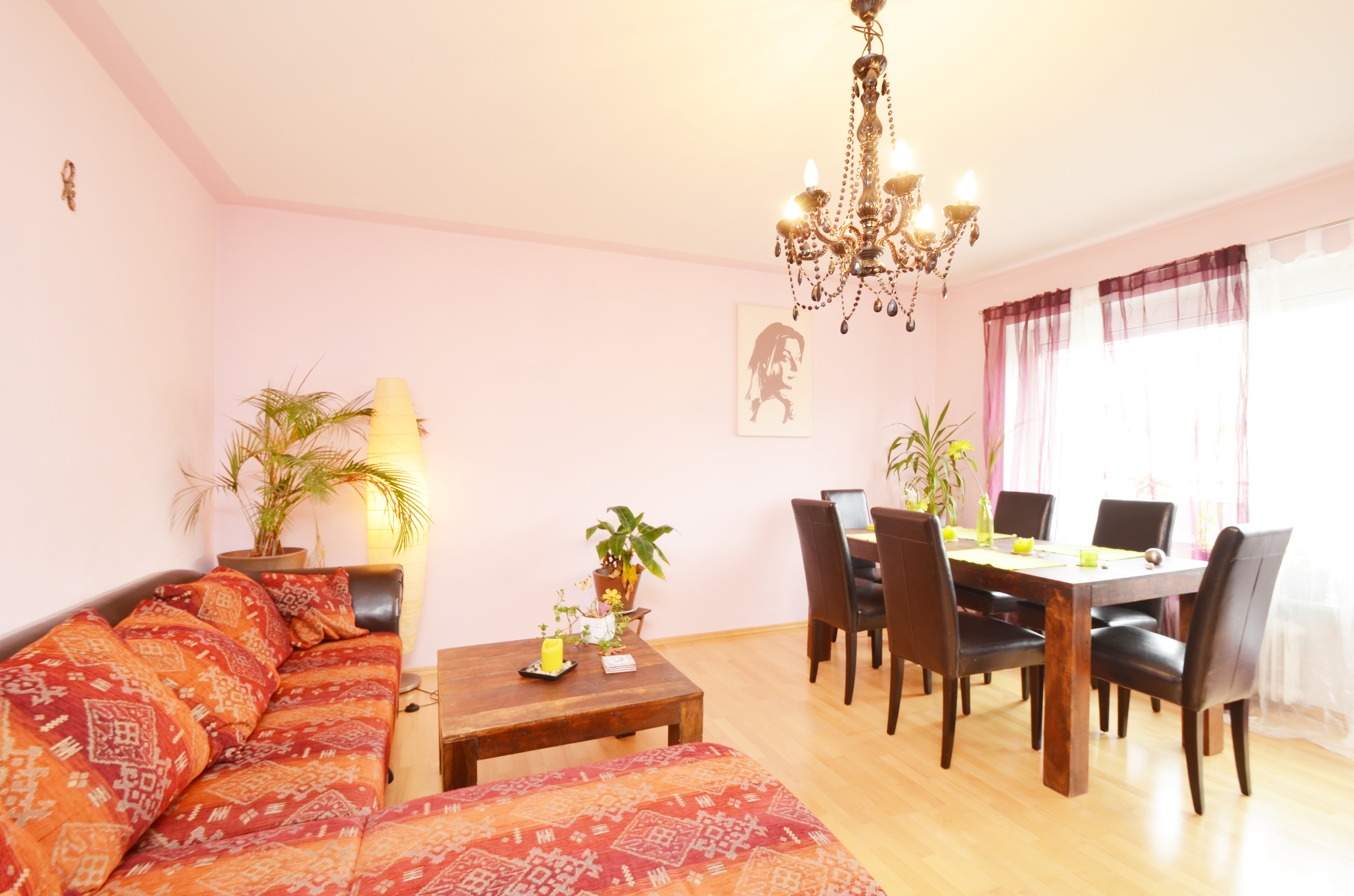 In the middle of Schwabing big room with balcony in Schwabing-West, Munich
