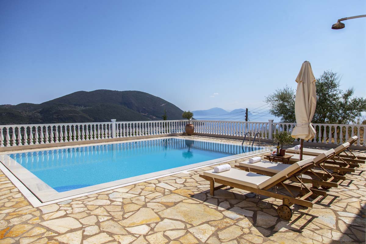 Offer for Apartment with Pool & Sea Views