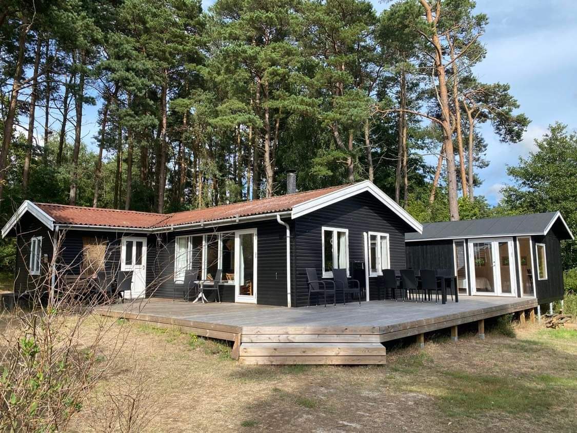 Cozy cottage close to forest and beach