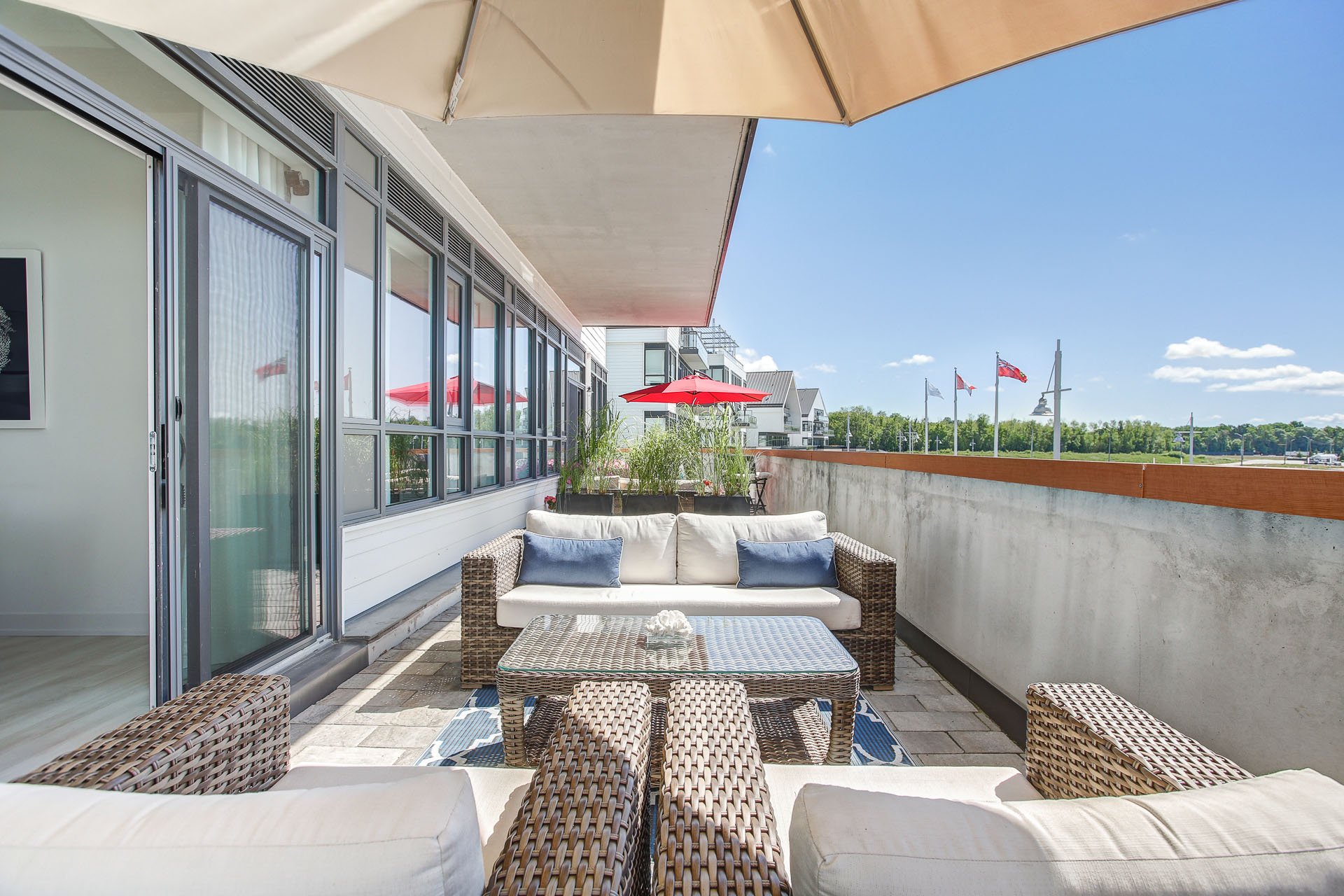 Friday Harbour Lux Boardwalk Unit With 1 mln View! Condominiums for Rent in Innisfil, Ontario