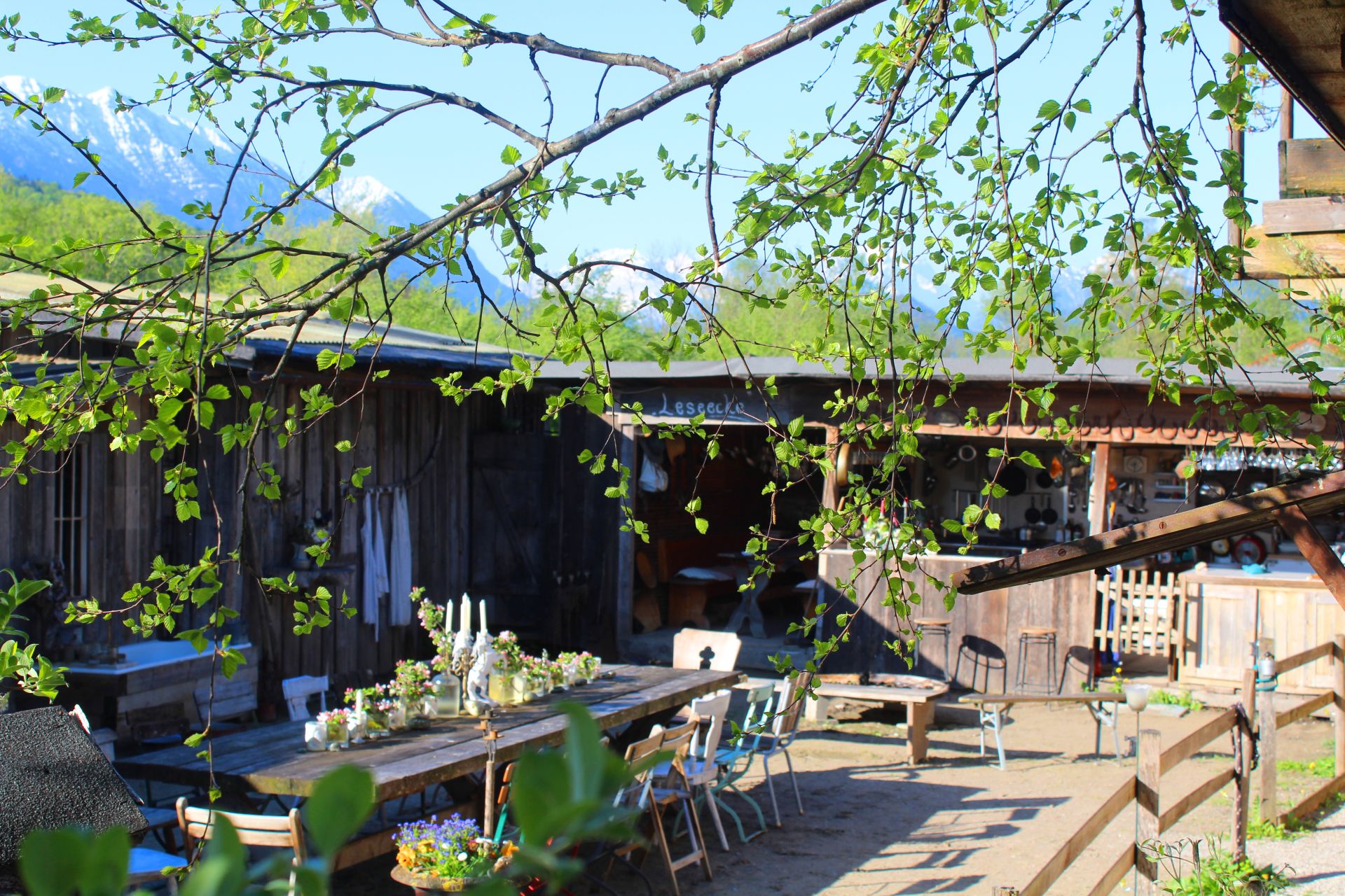Nostalgischer Bauwagen Tiny Houses For Rent In Ohlstadt Bayern Germany