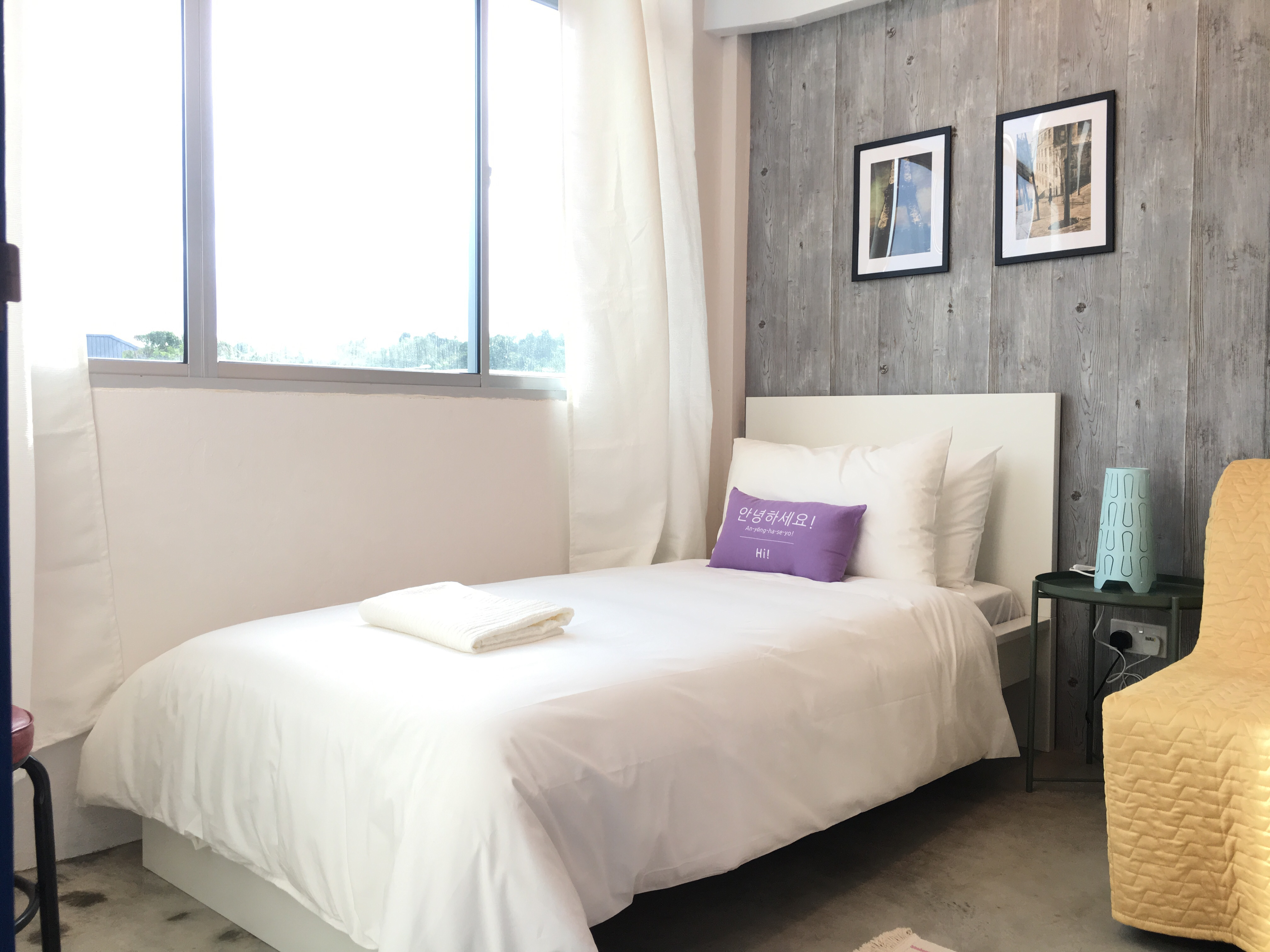 Room 8 *Cozy Bright Room in GADONG*