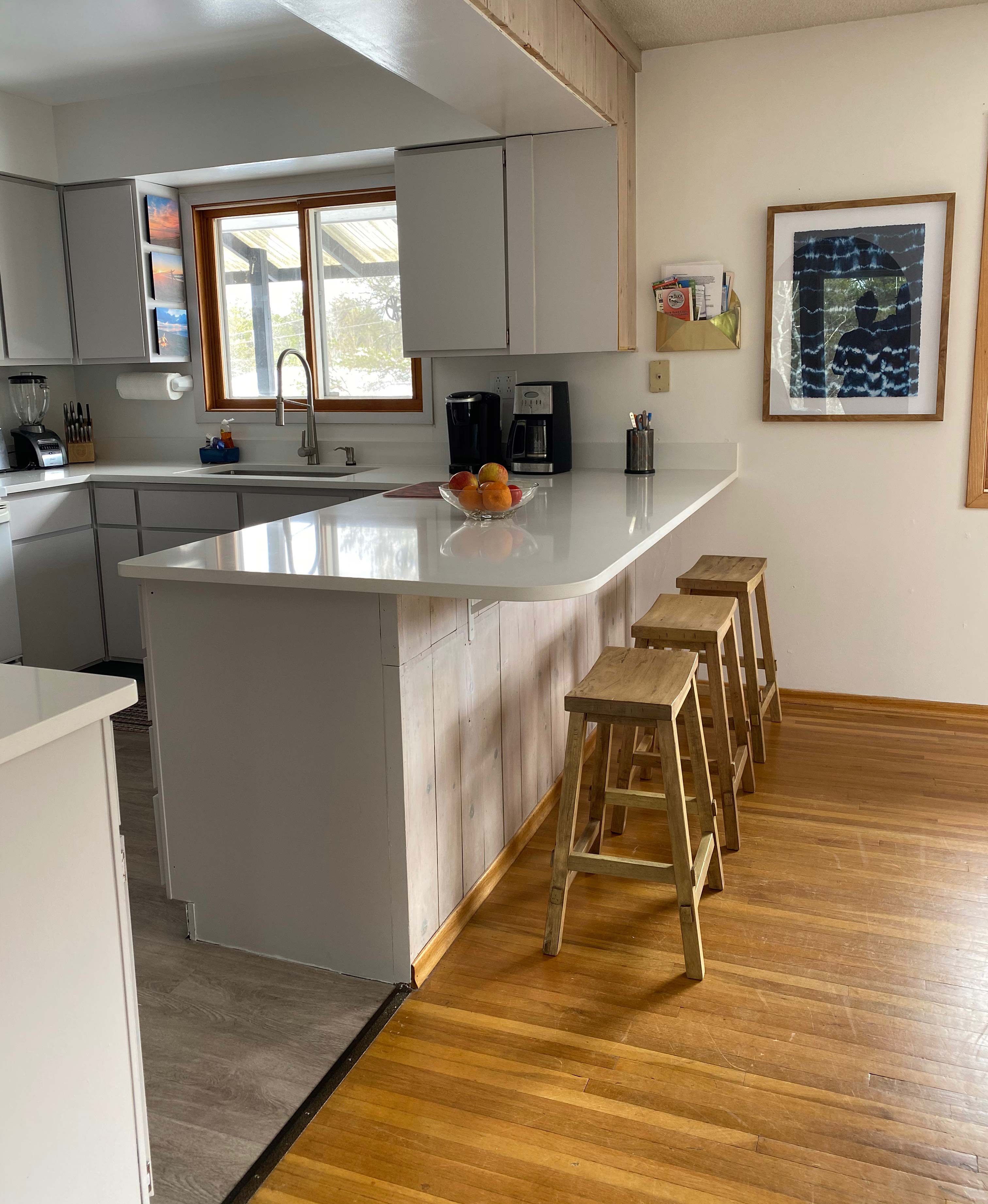 3 Bedroom Home right across from lake superior!!! Houses for Rent in