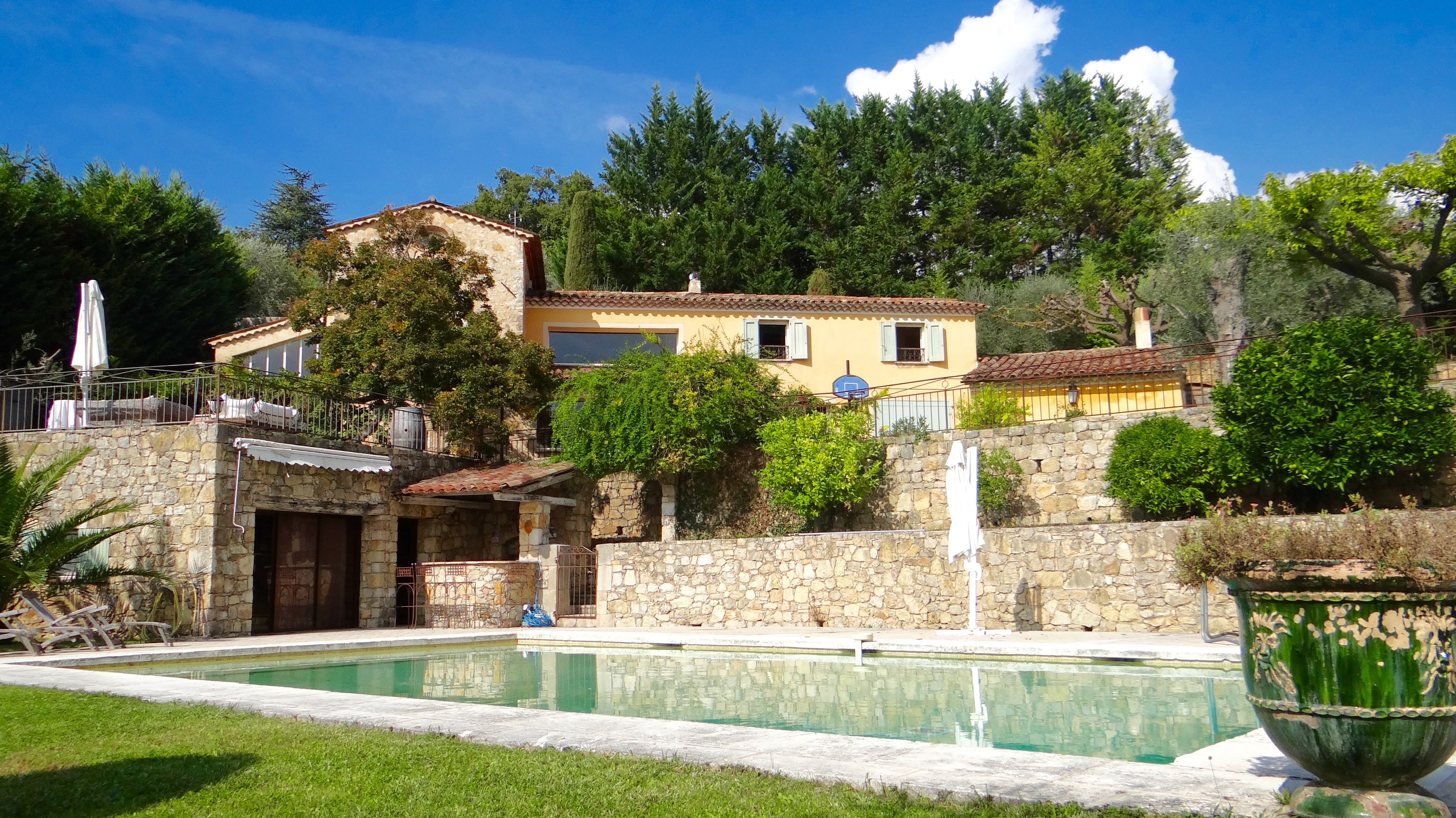 Charming & Authenthic Callian Villa with a View