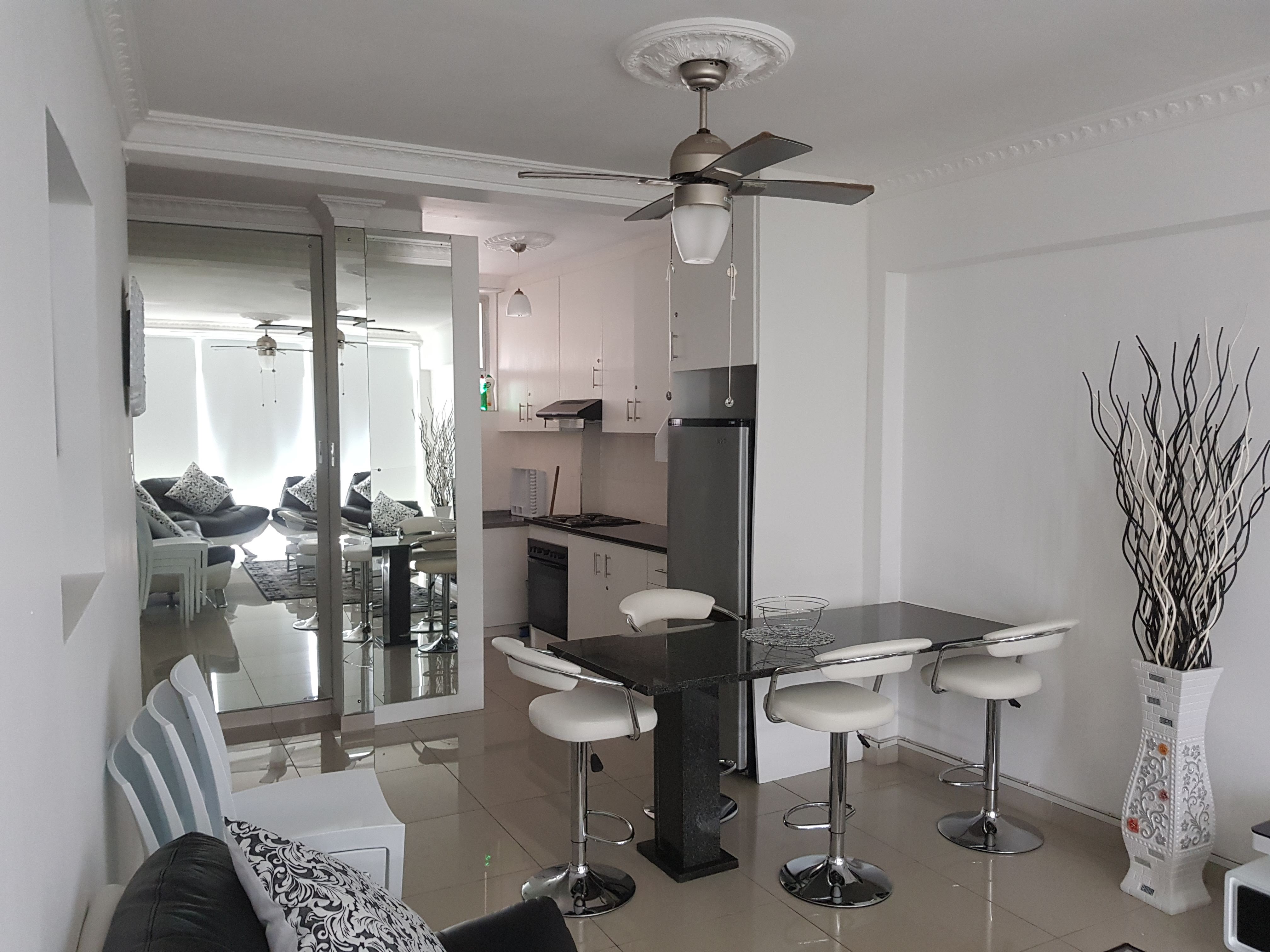 Marine Parade sea view holiday apartments. - Apartments for Rent in Durban,  KwaZulu-Natal, South Africa