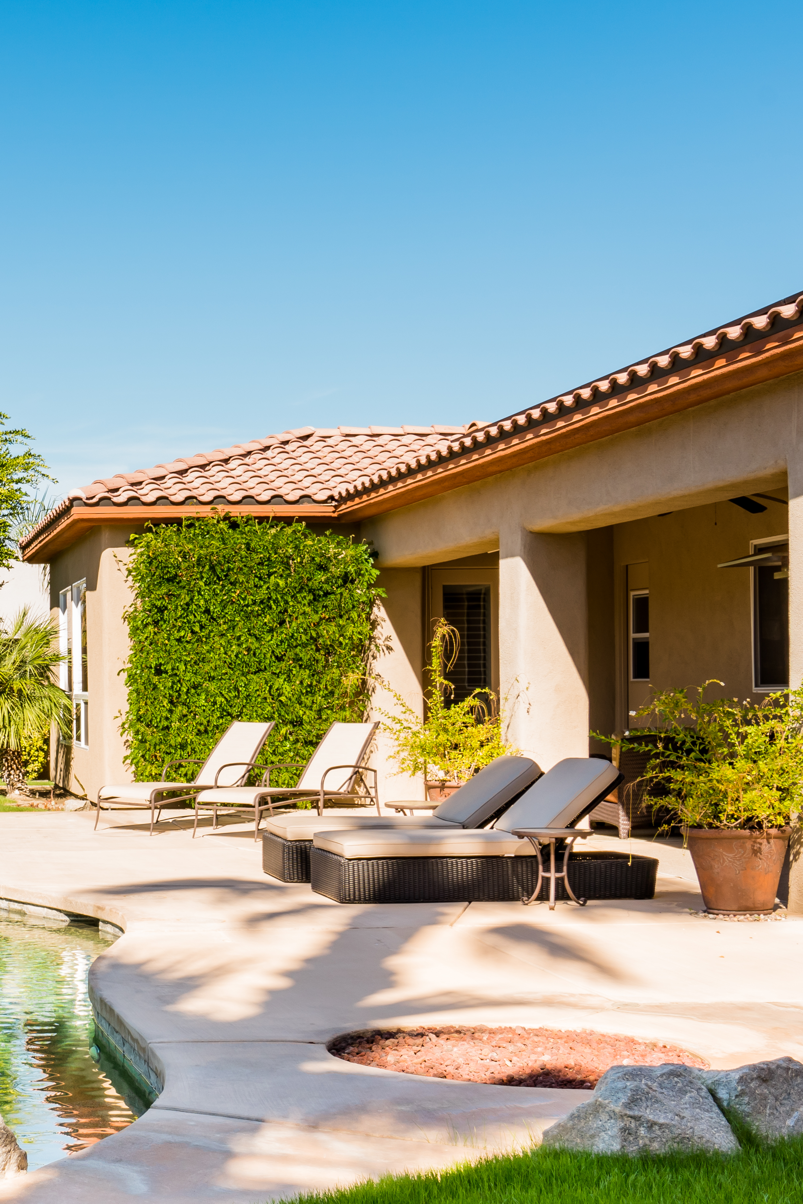 oasis outdoor living and landscapes las vegas on Laze By The Pool At A Warm Toned Oasis With Mountain Views Houses For Rent In Cathedral City California United States