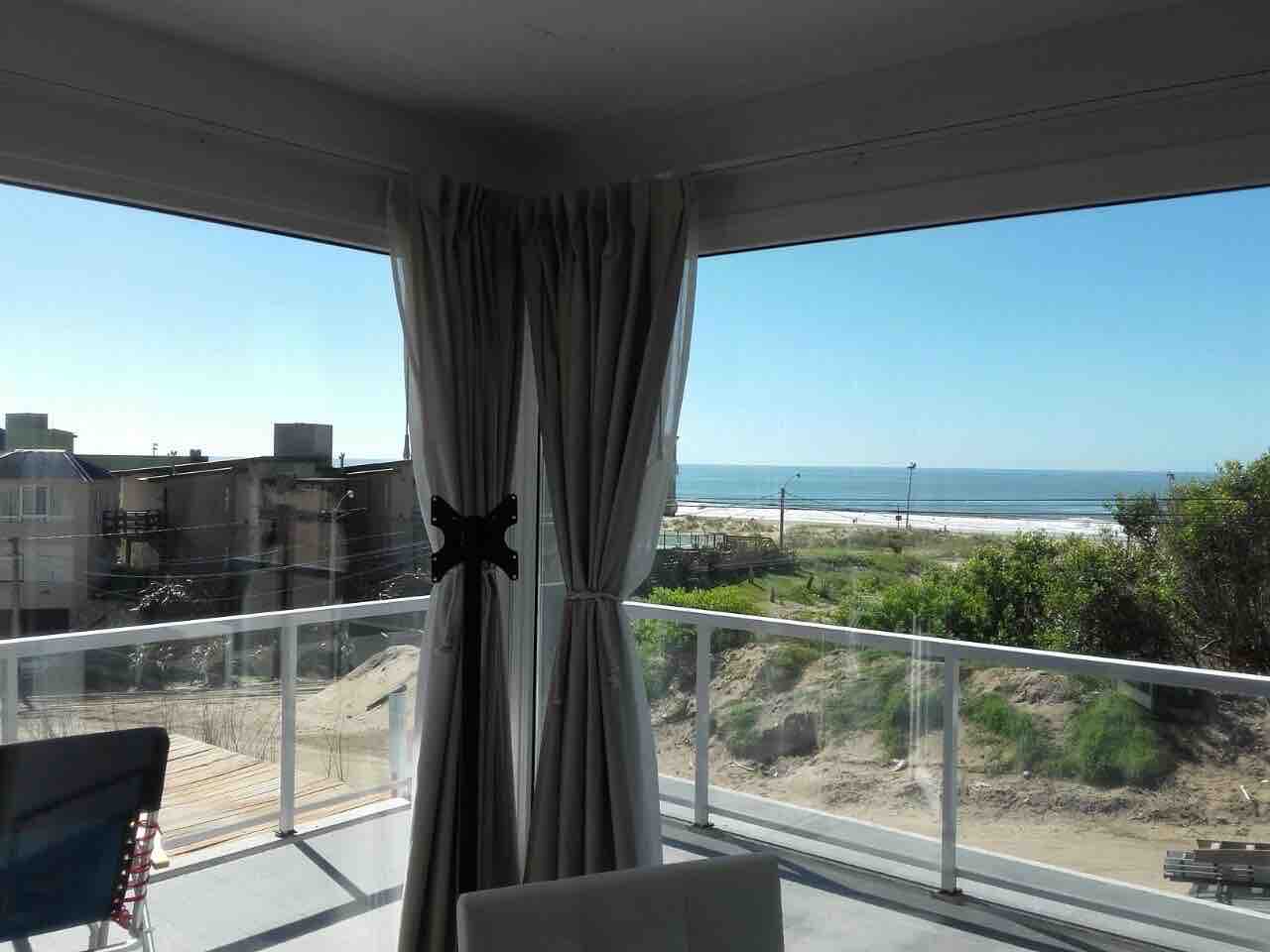 Oceanfront Apartment/Temporary Rental