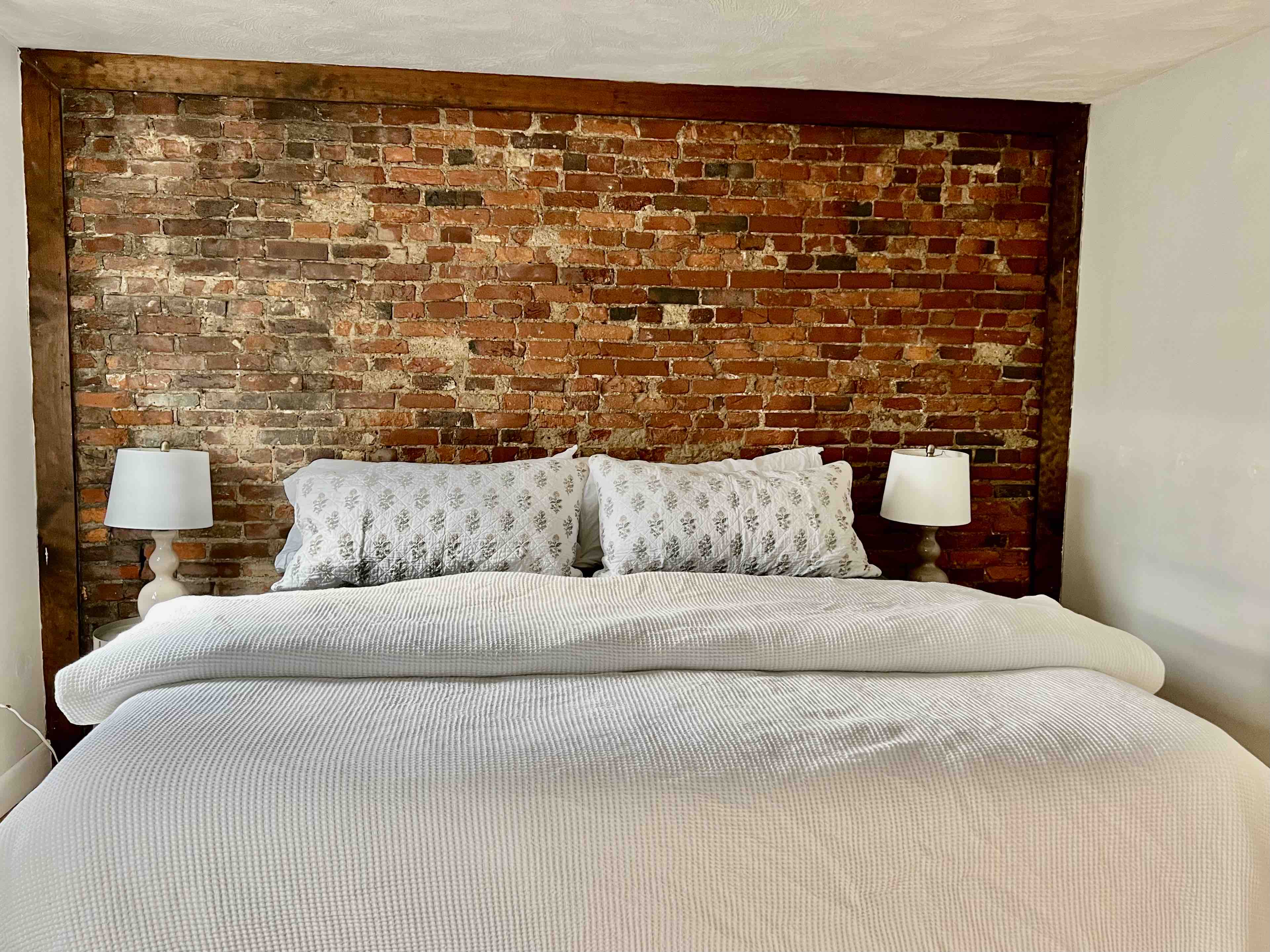 Charming Charlestown Condo (Dog Friendly)! in Charlestown, Boston