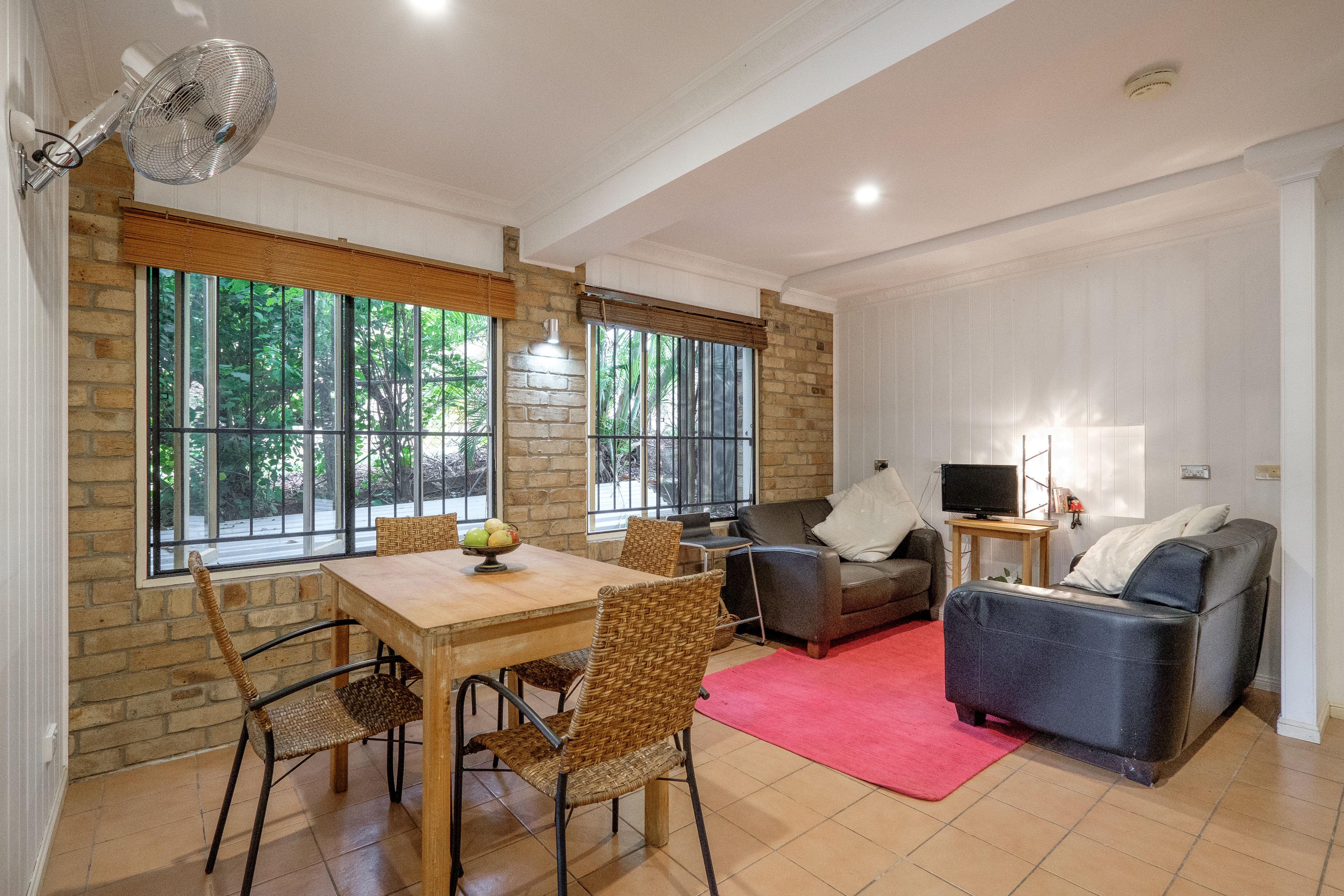 TOOWONG?? TOO RIGHT!! in Toowong, Brisbane