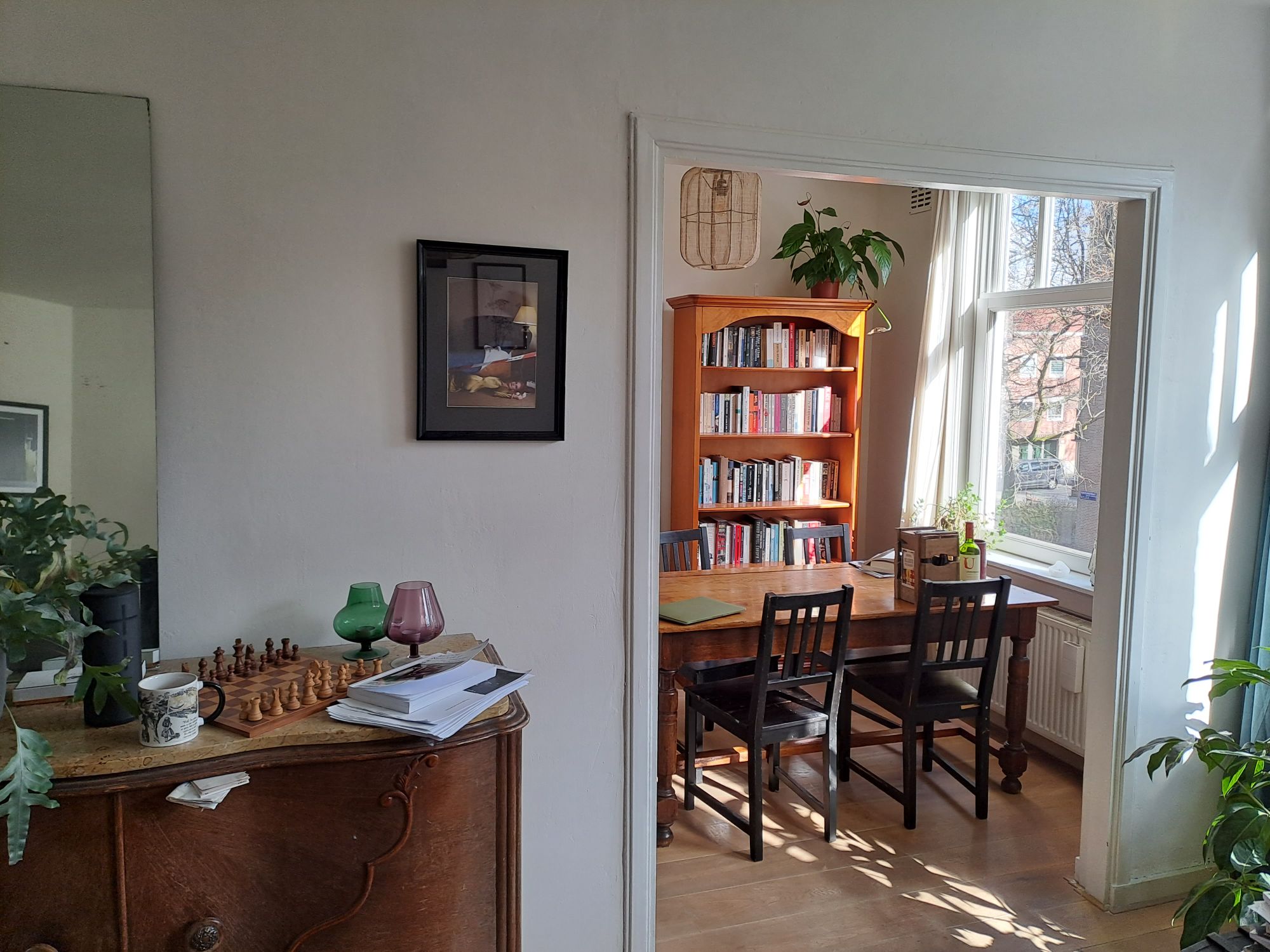 Boeken en gezelligheid โ Amsterdam stay